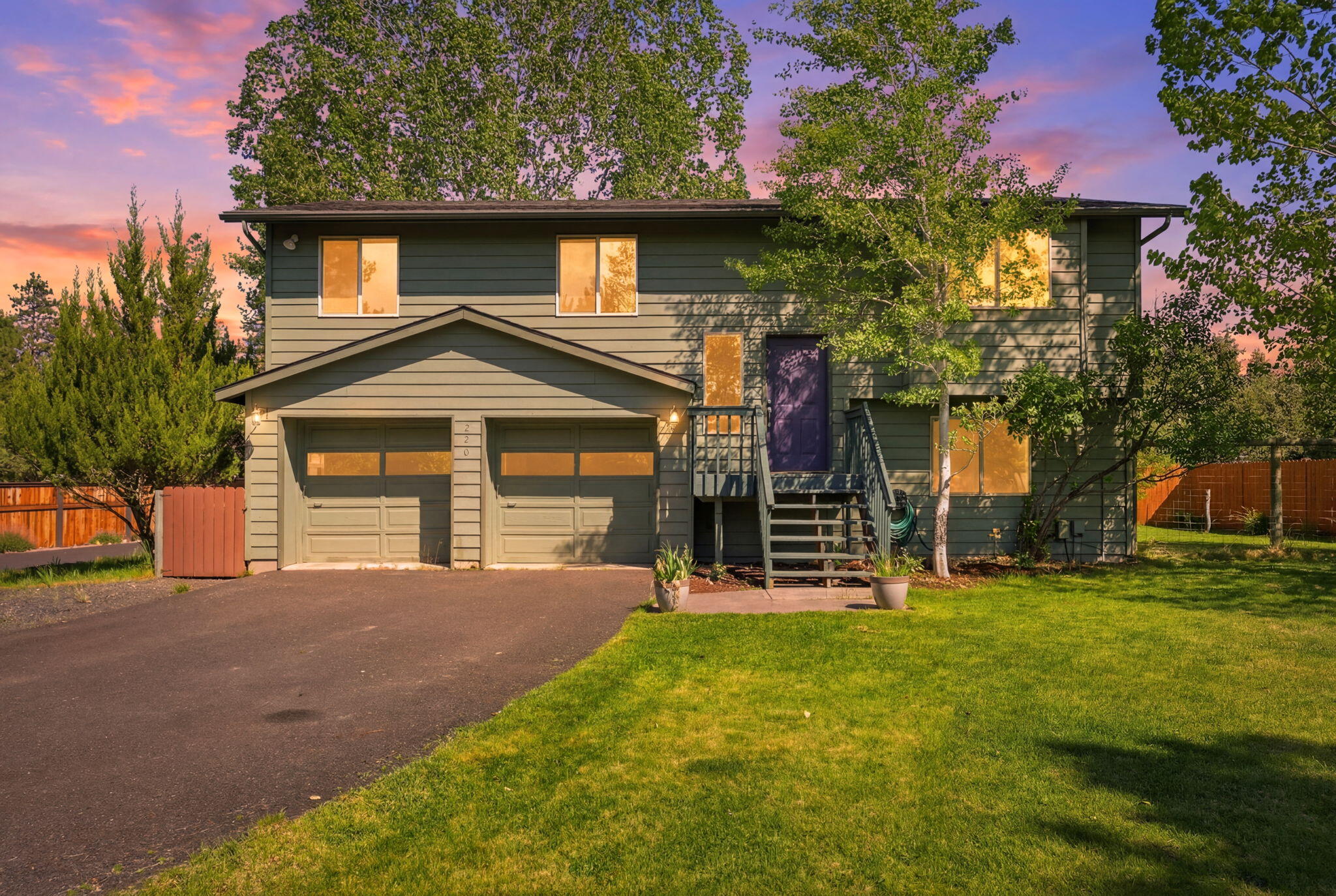 220 N Rope Place
