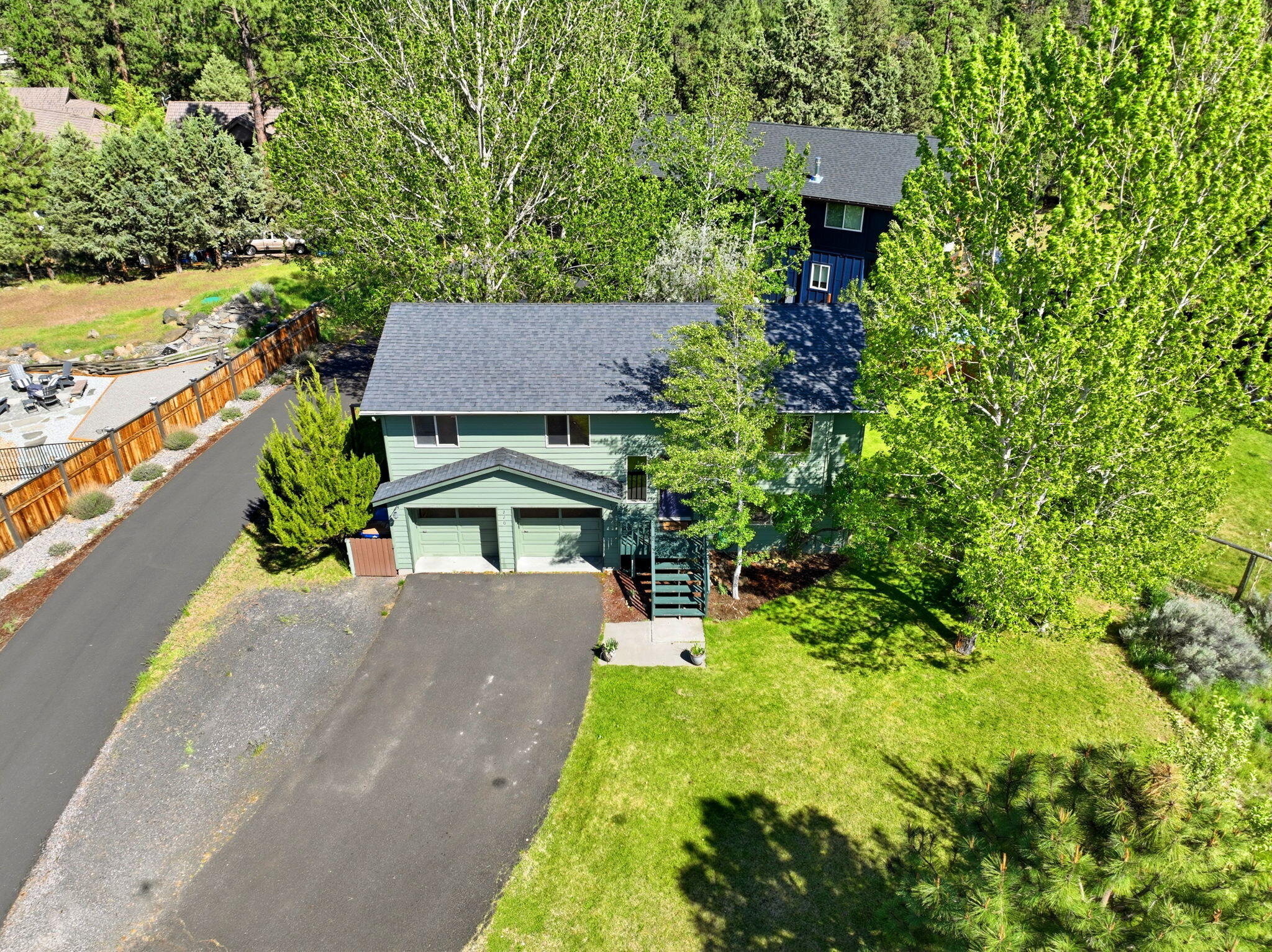 220 N Rope Place