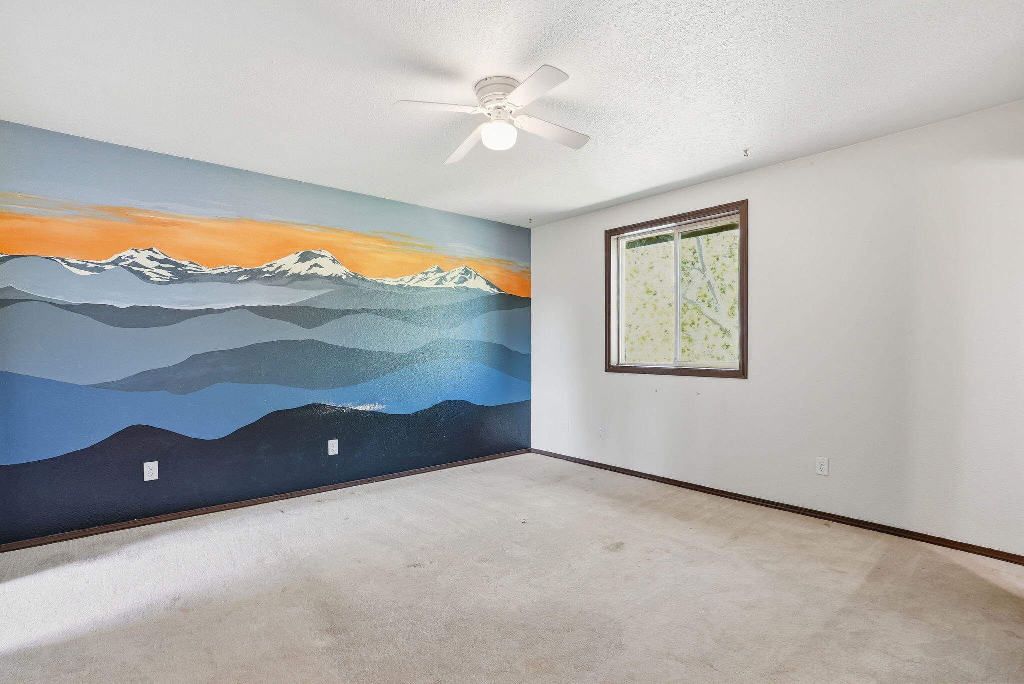 220 N Rope Place