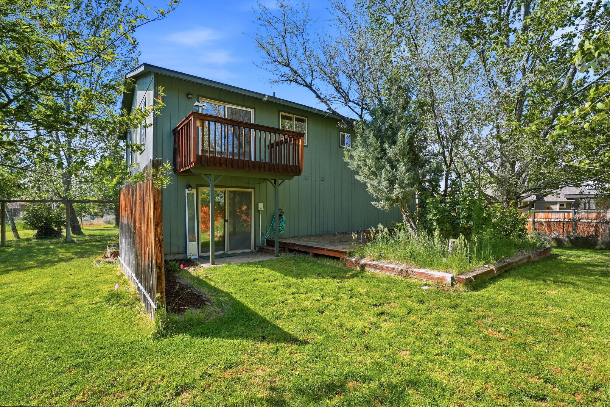 220 N Rope Place