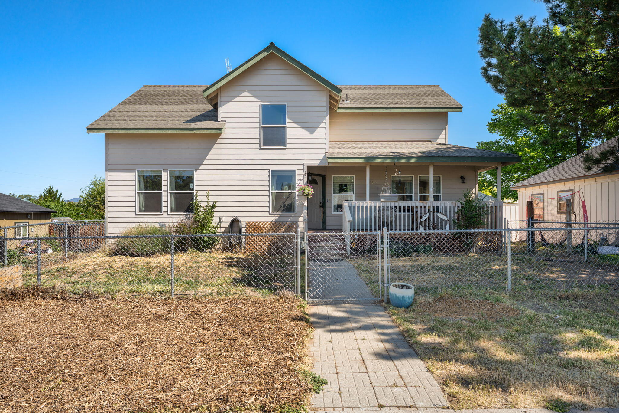251 NW 8th Street