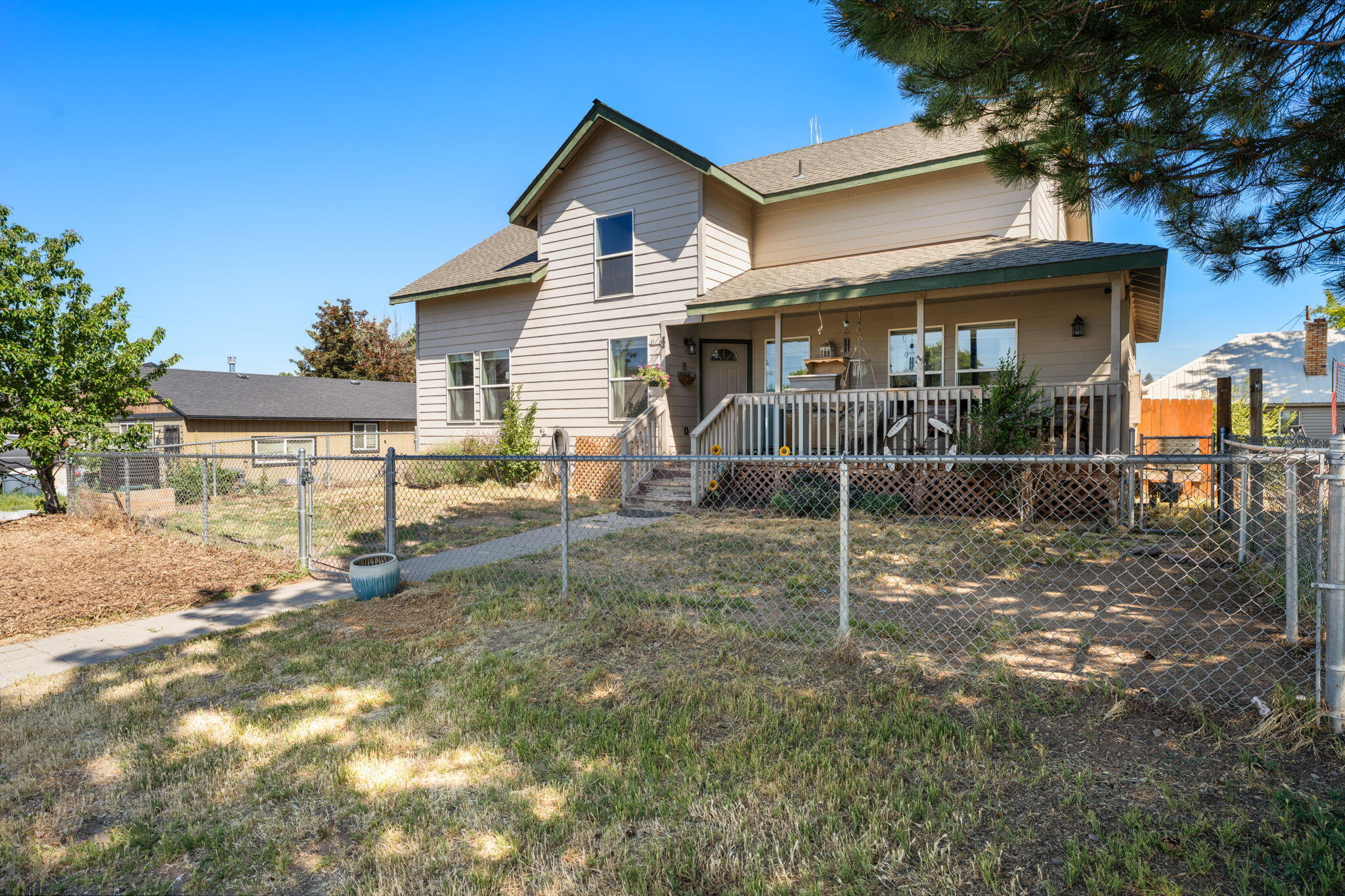 251 NW 8th Street