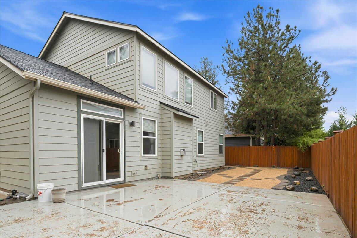 623 N Freemont Street