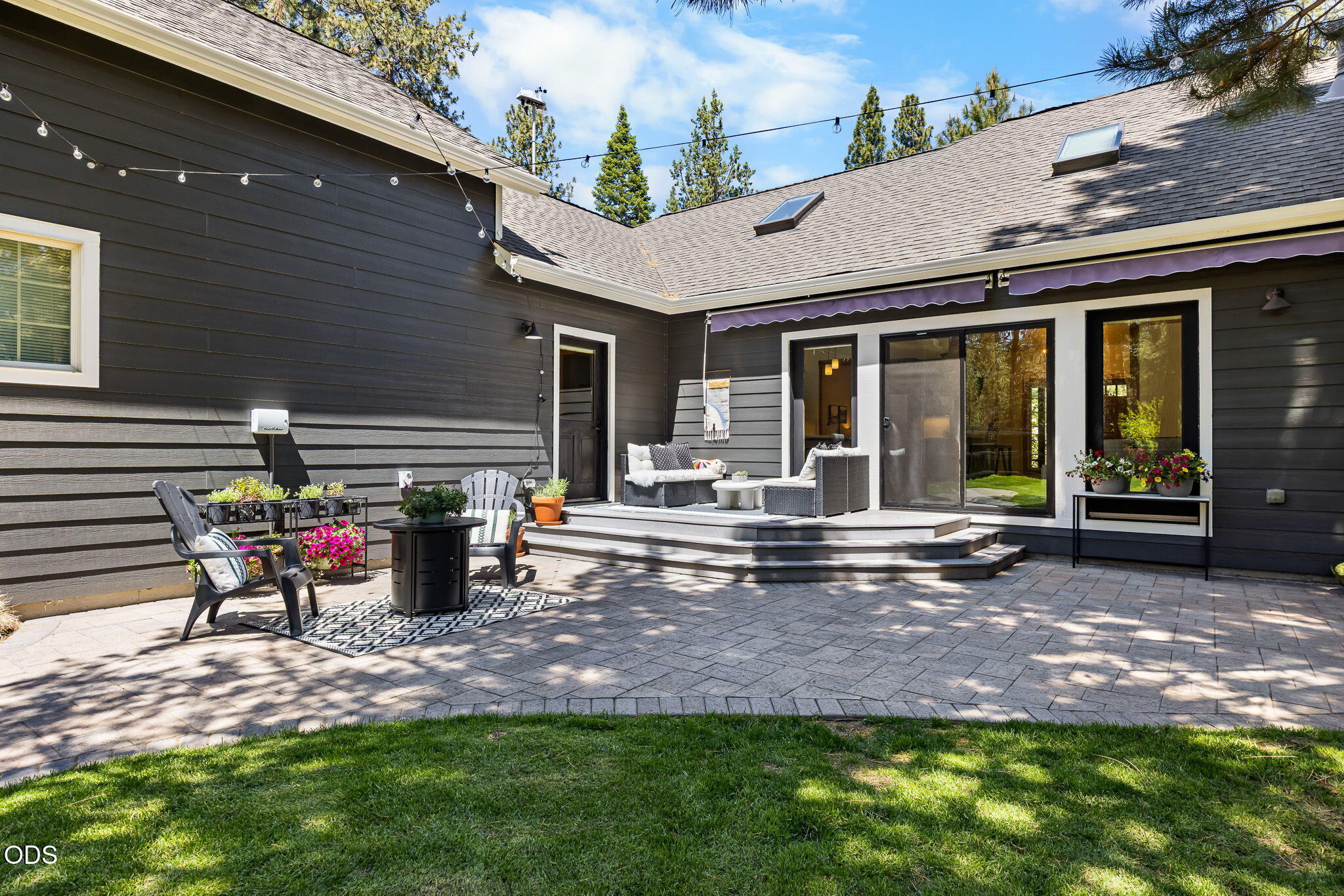 1117 E Creekside Court