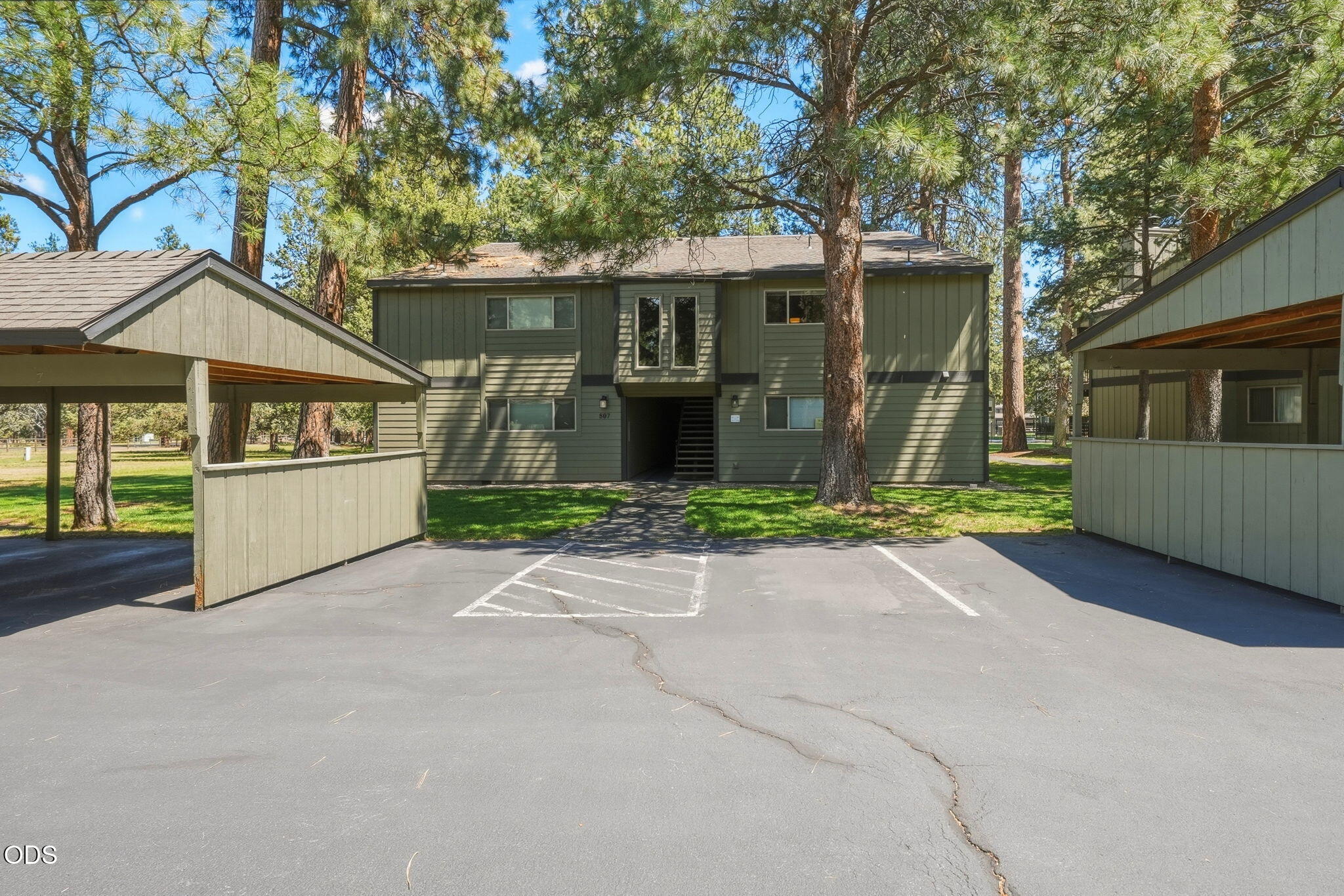 807 E Desperado, UNIT 202