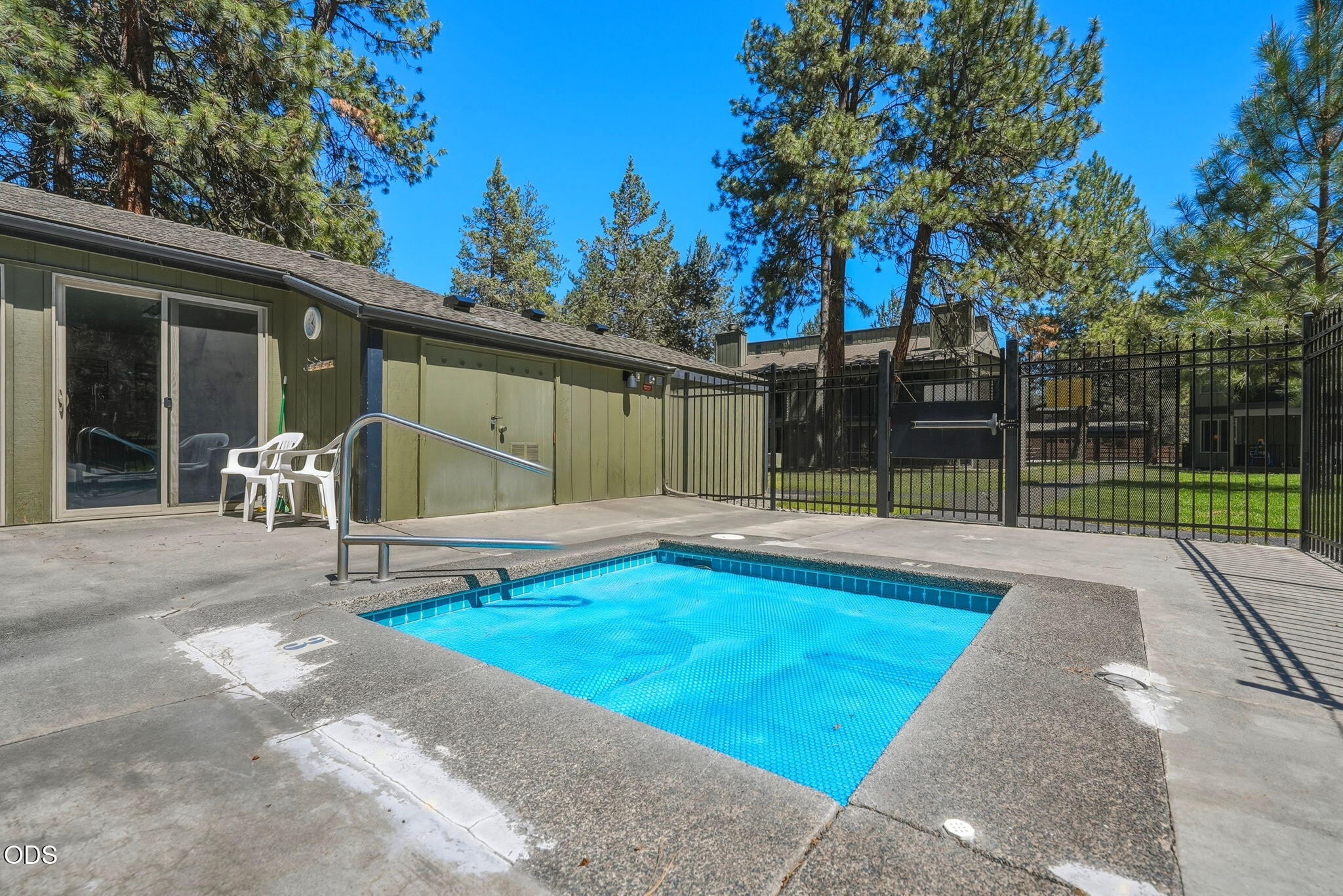 807 E Desperado, UNIT 202