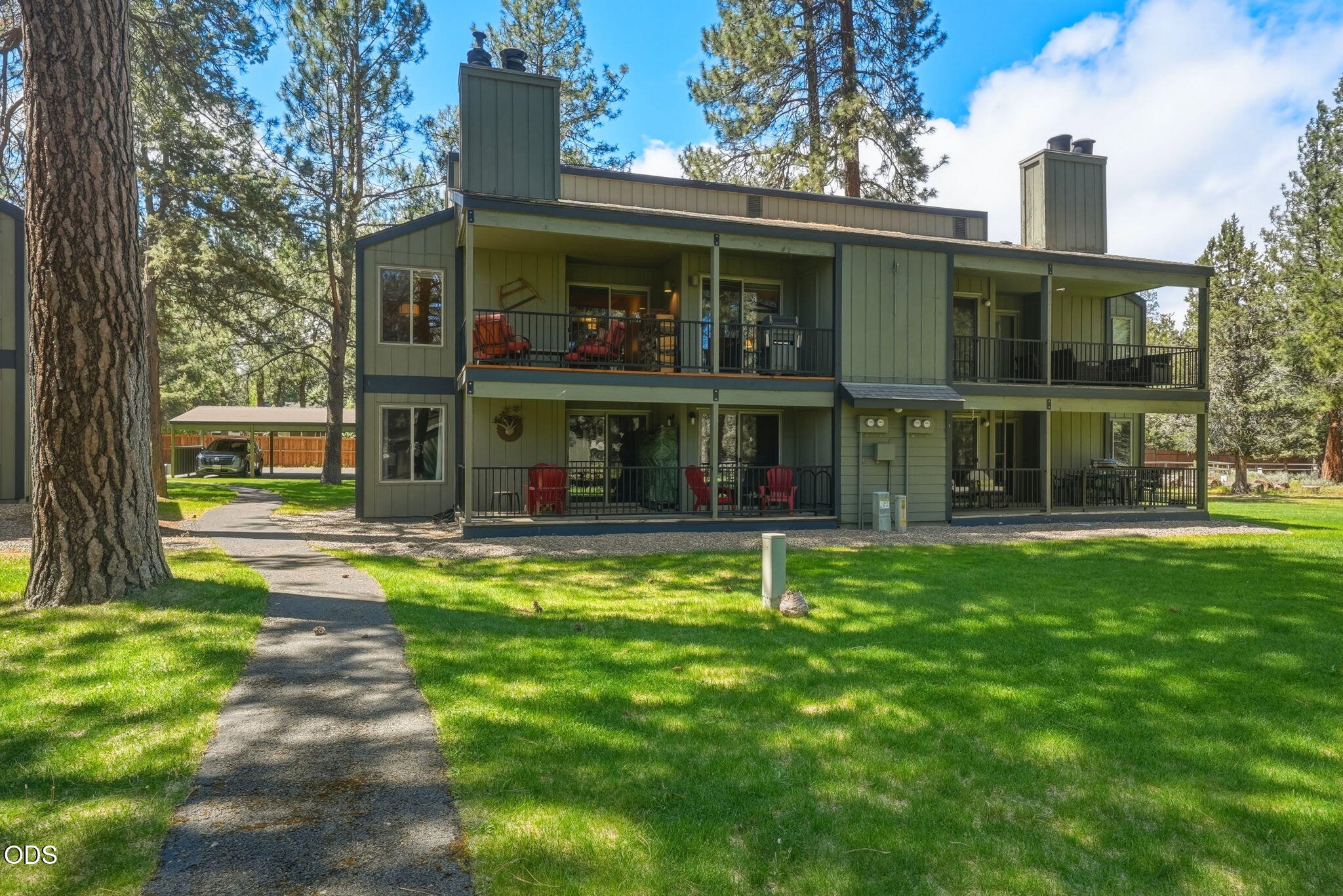 807 E Desperado, UNIT 202