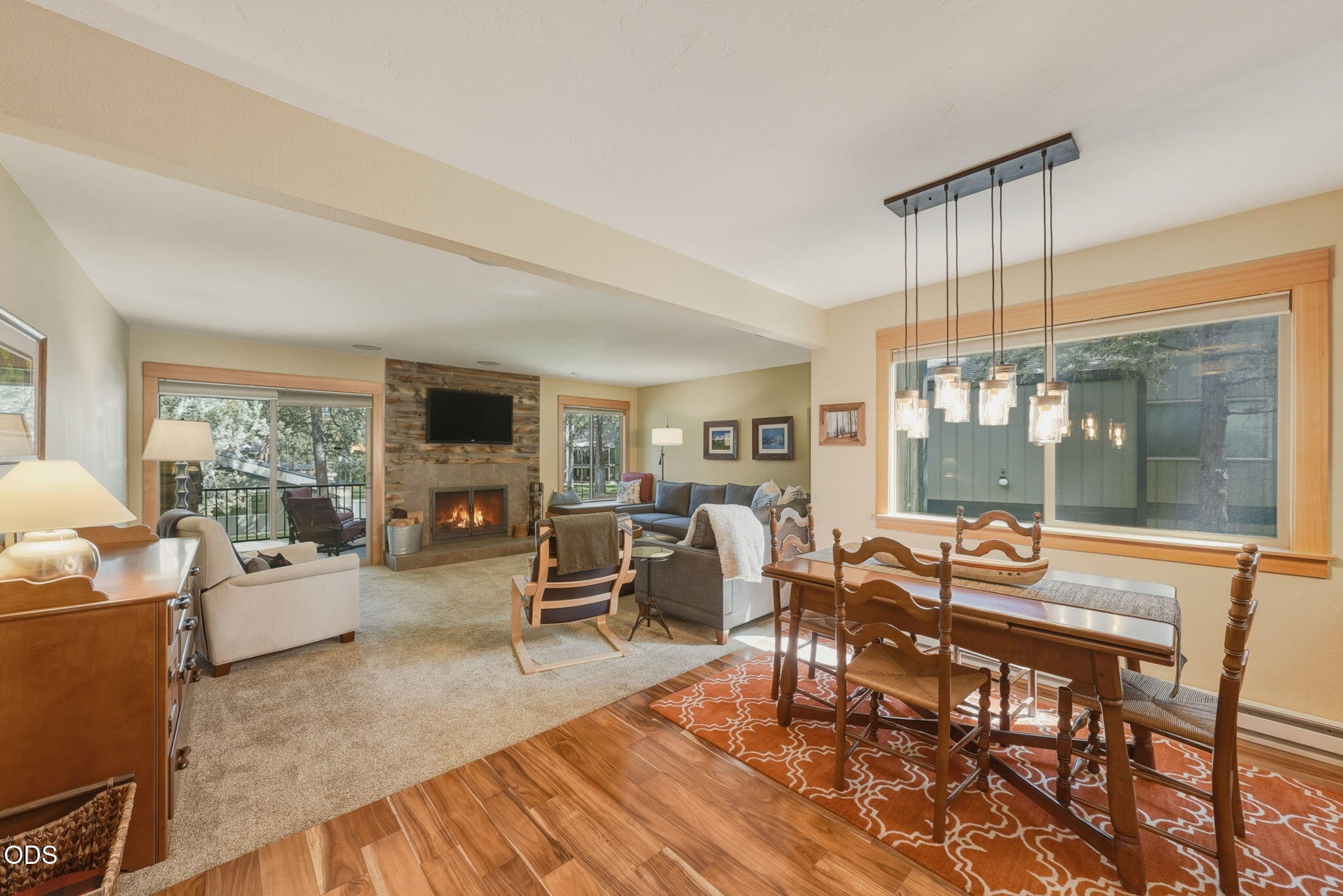 807 E Desperado, UNIT 202