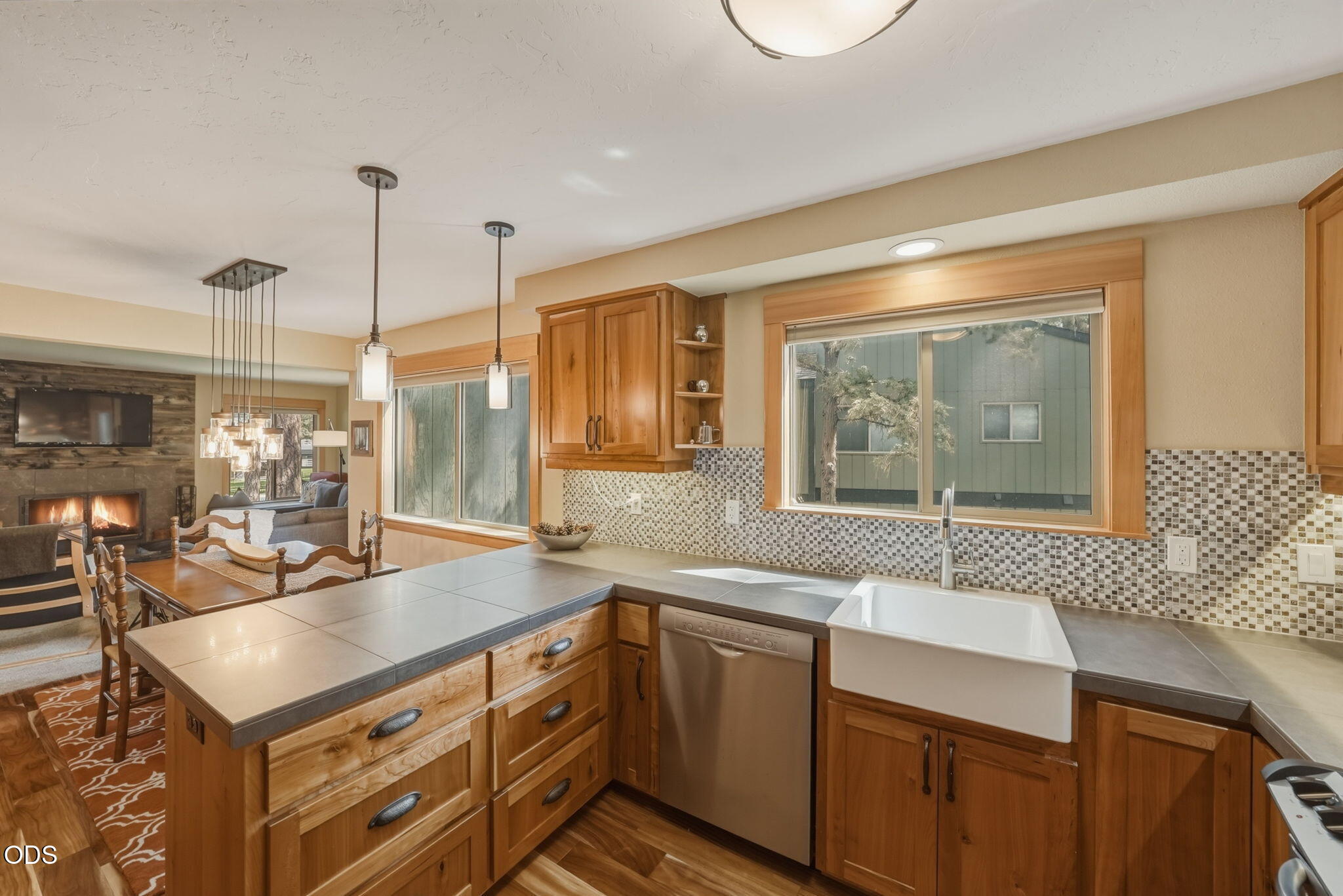 807 E Desperado, UNIT 202