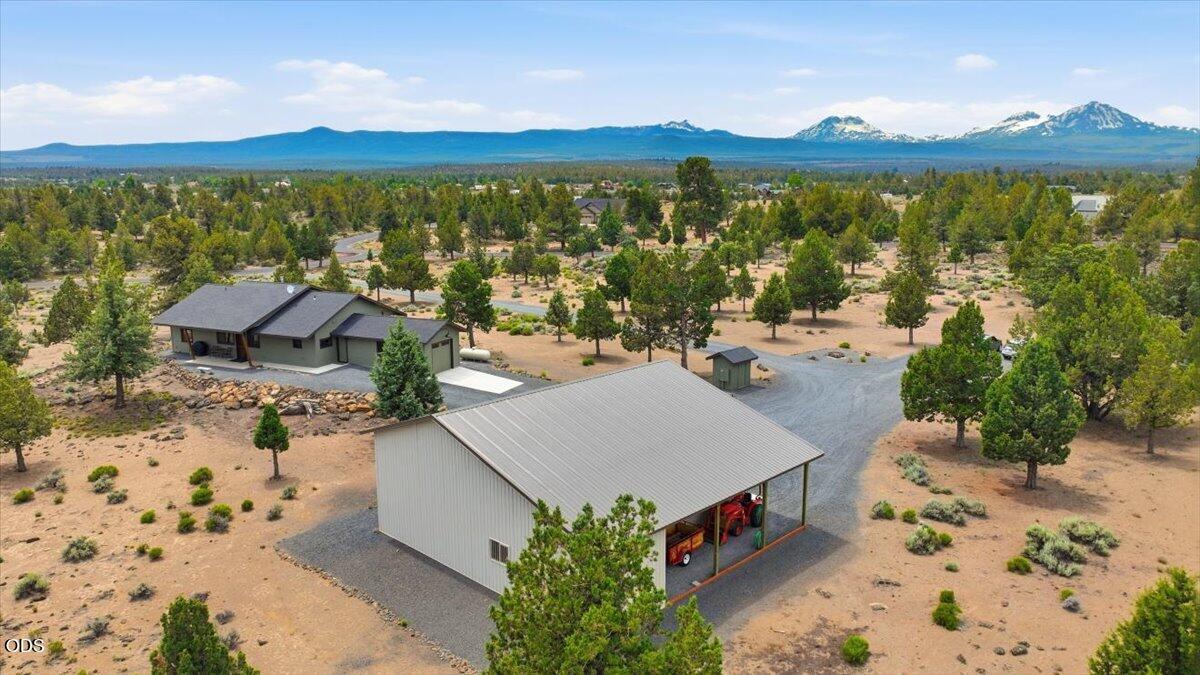 17740 Ox Spur Court