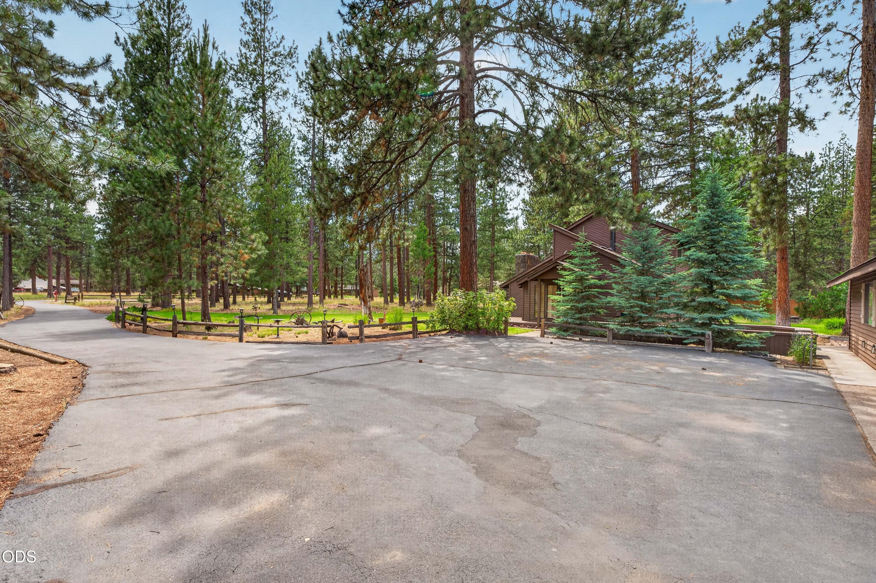 15704 Tumble Weed Turn