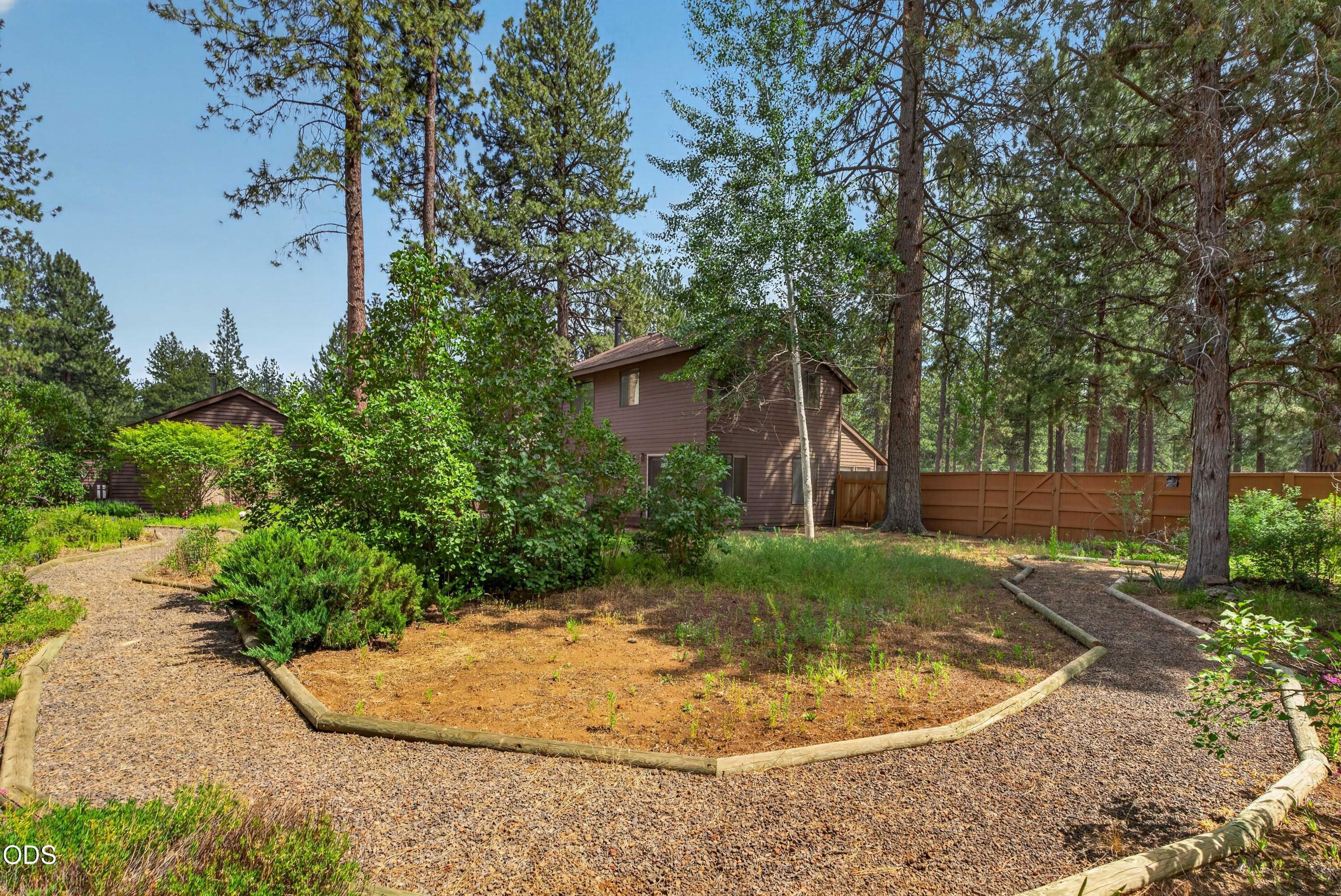 15704 Tumble Weed Turn