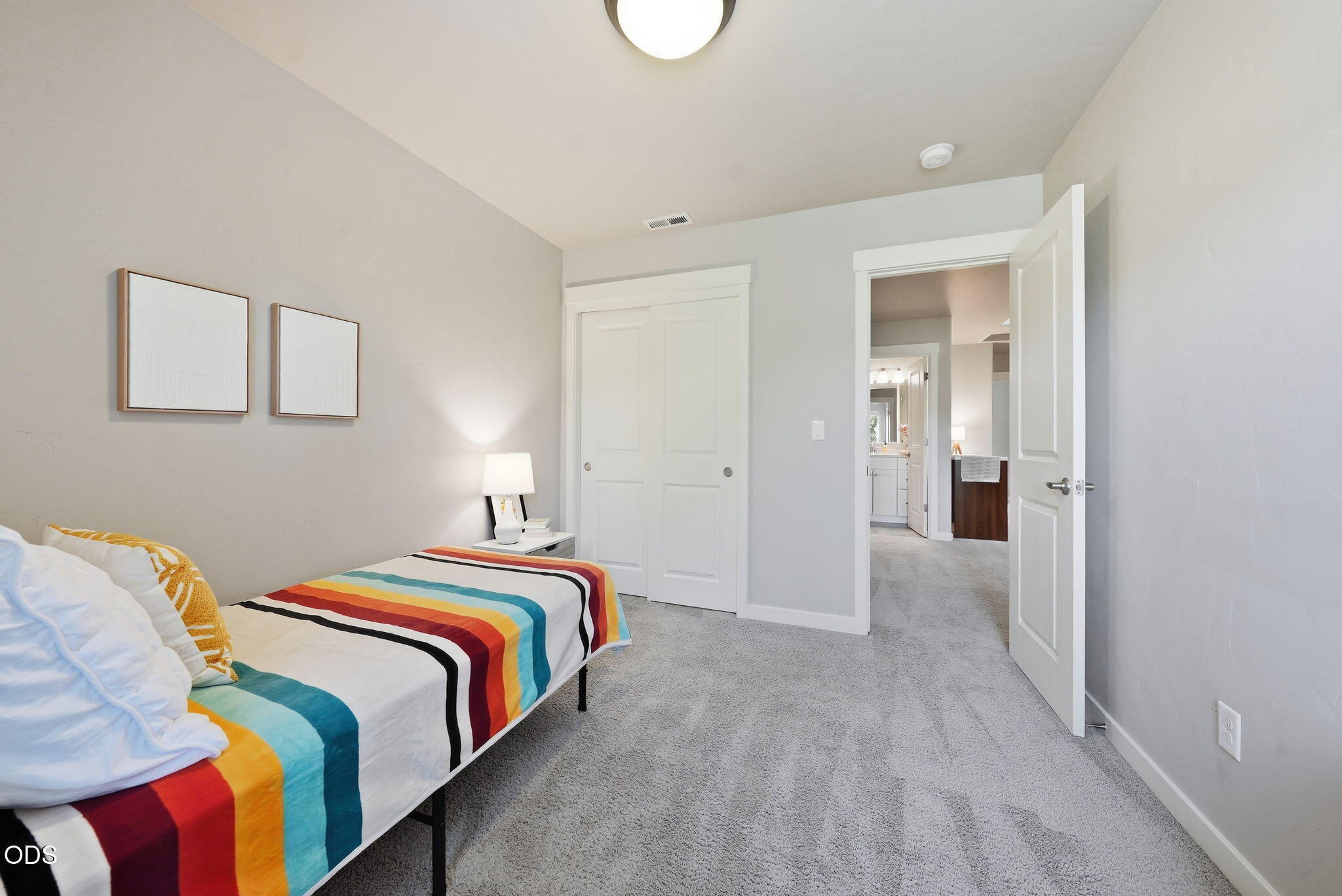 3433 SW 28th Street
