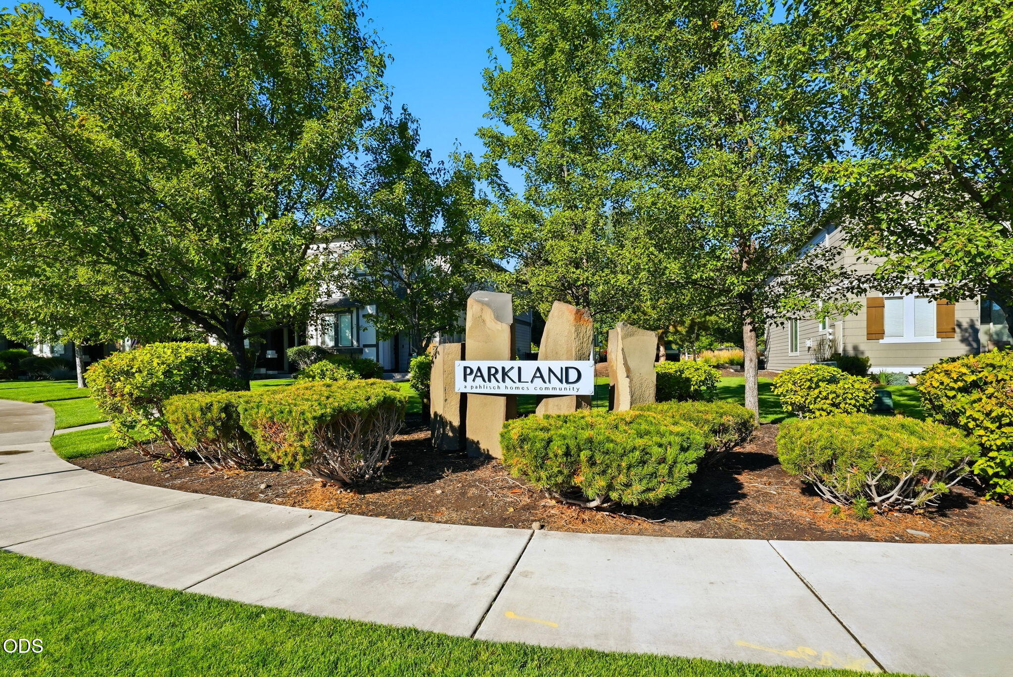 3433 SW 28th Street
