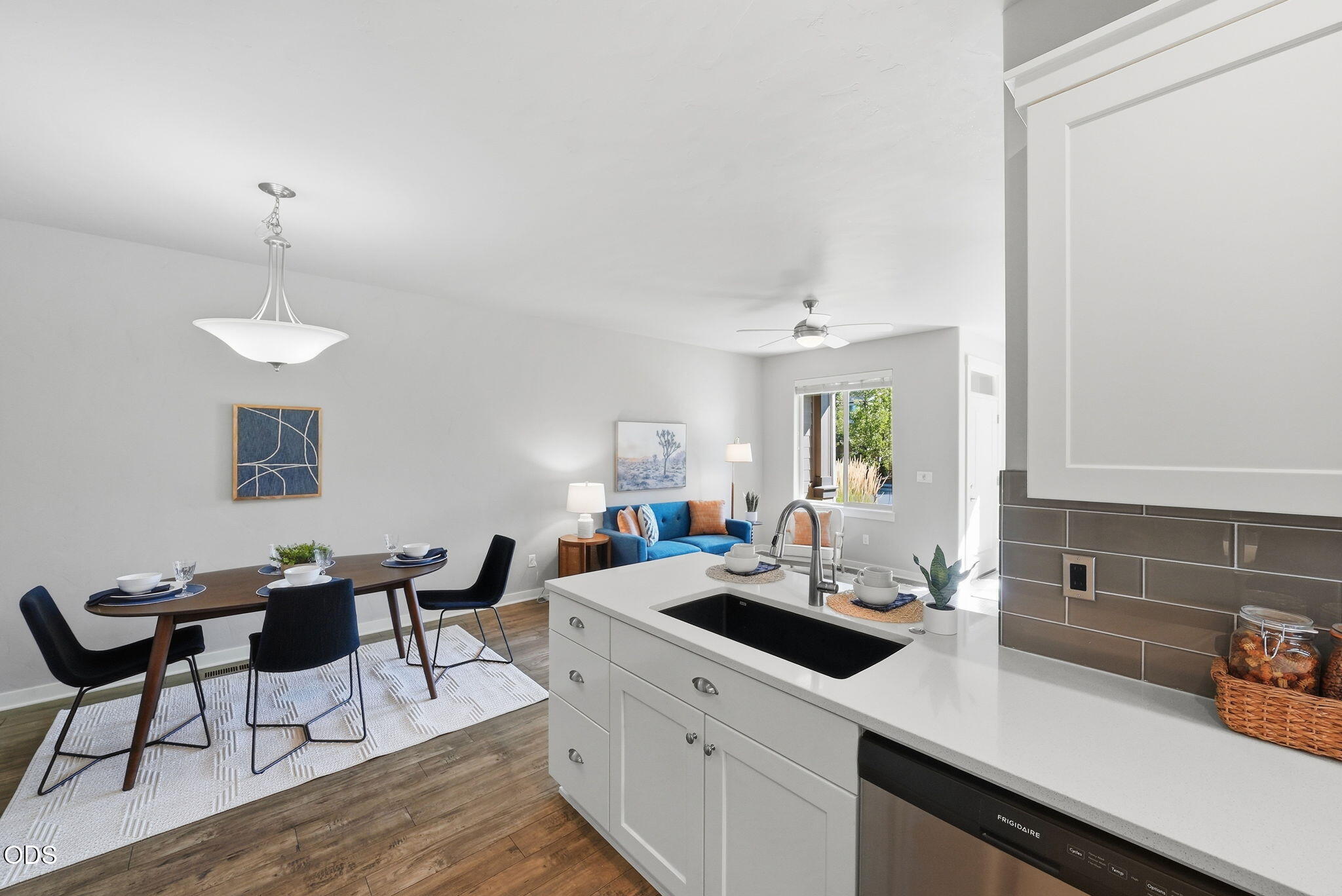 3433 SW 28th Street