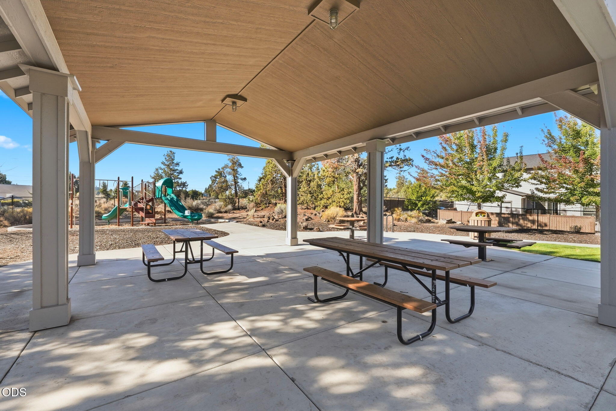3433 SW 28th Street