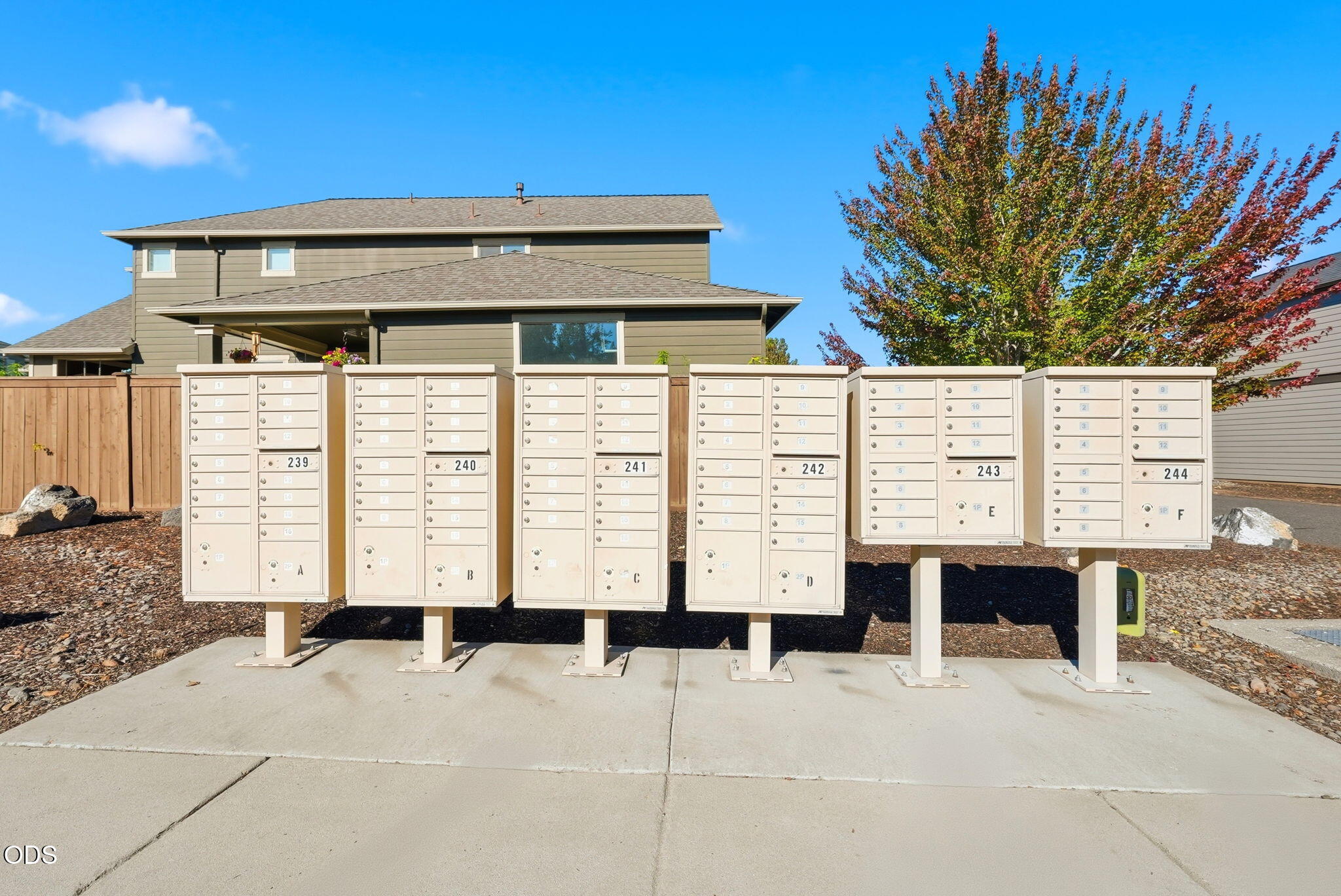 3433 SW 28th Street