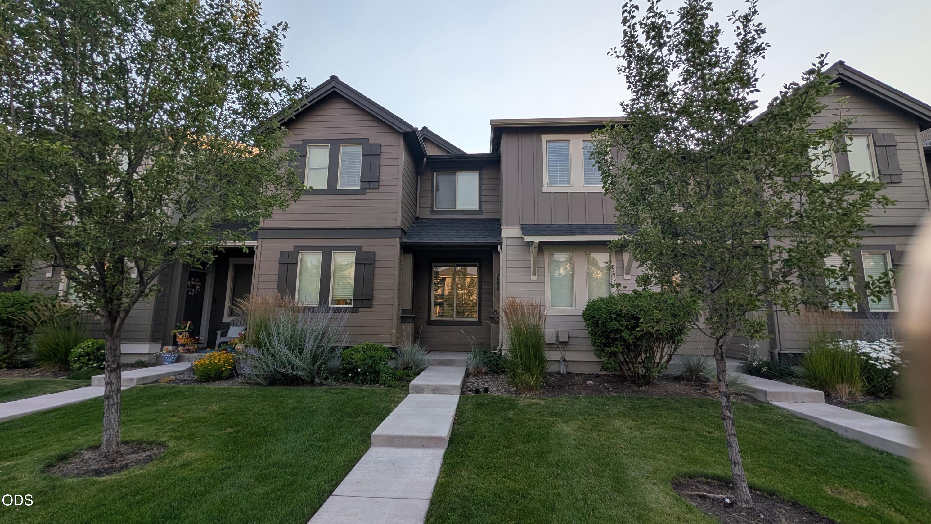 3433 SW 28th Street