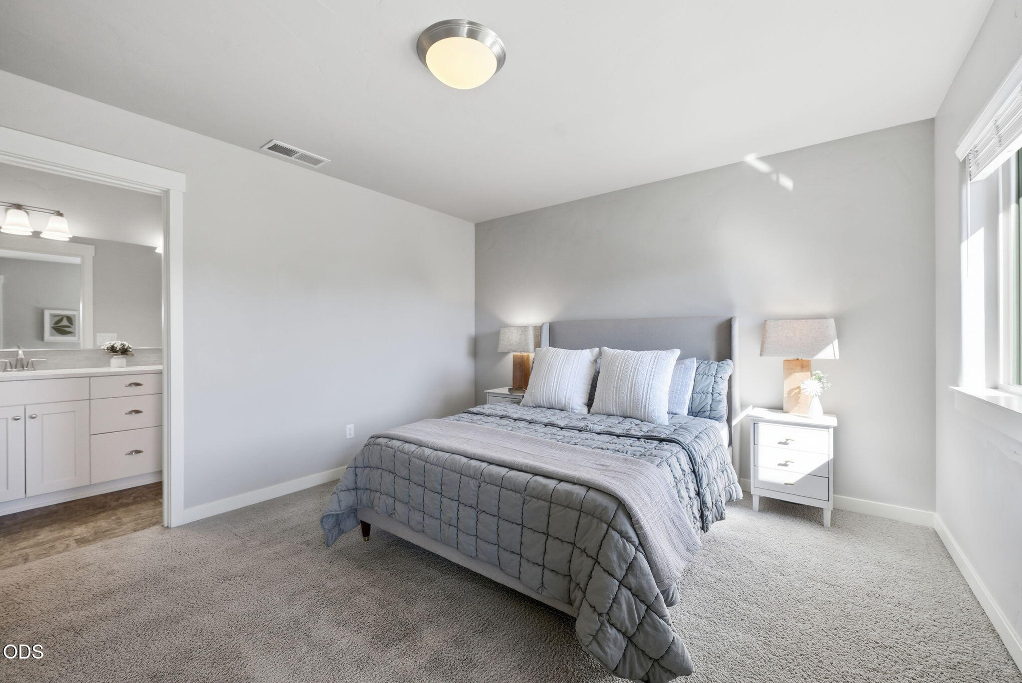 3433 SW 28th Street