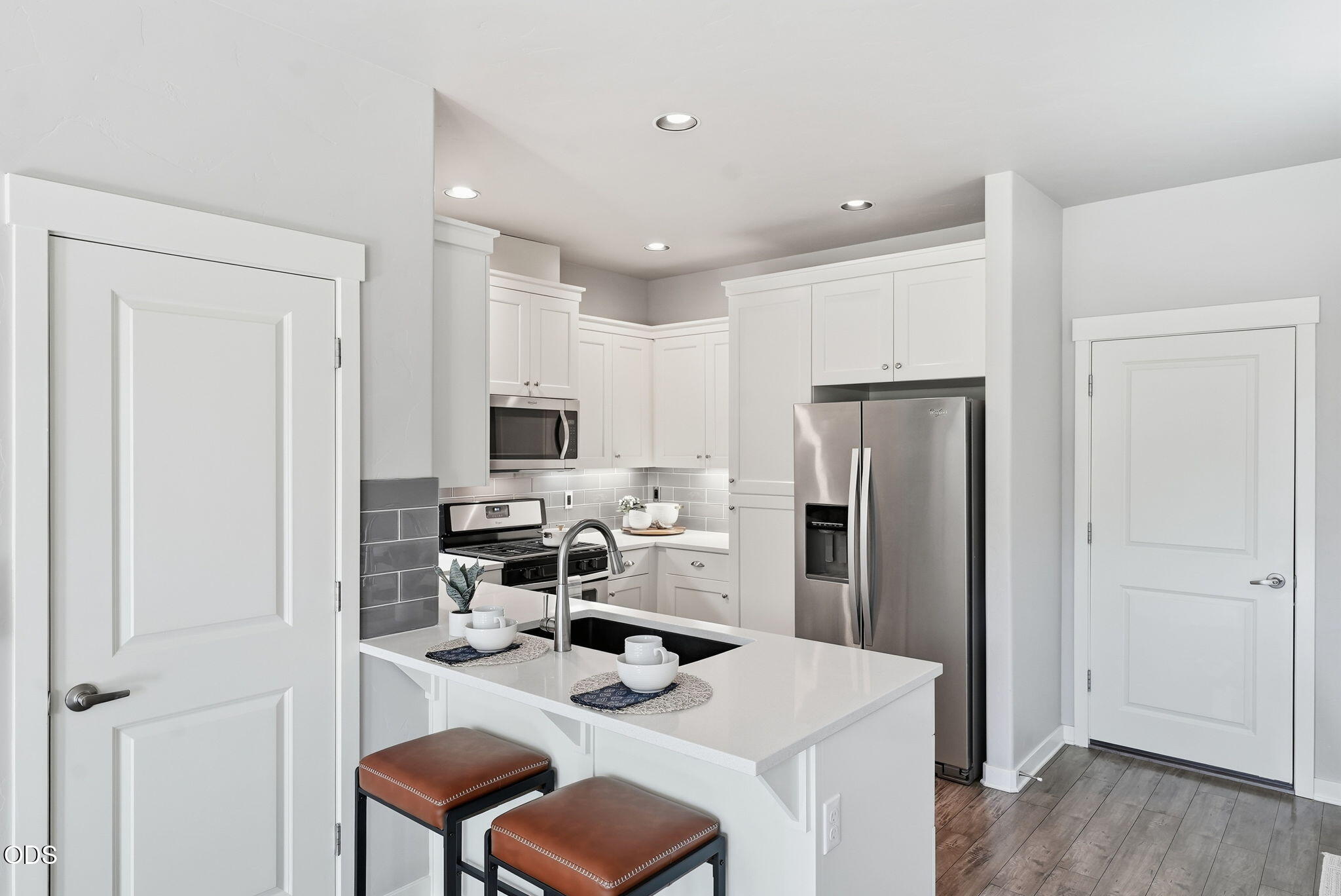 3433 SW 28th Street