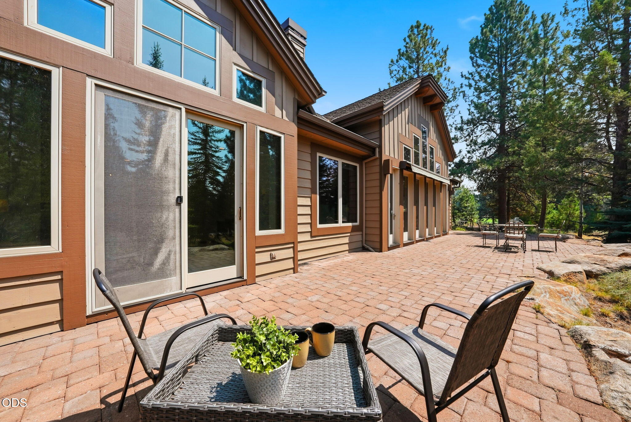 16863 Royal Coachman Drive