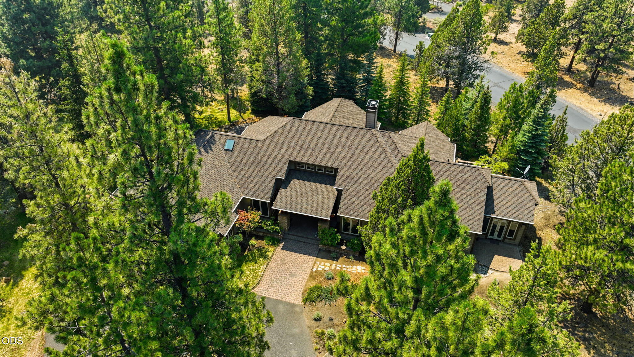 16863 Royal Coachman Drive