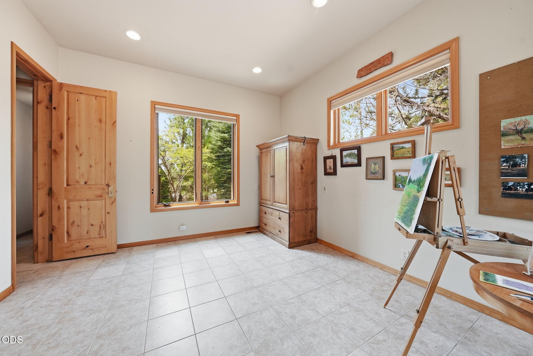 16863 Royal Coachman Drive