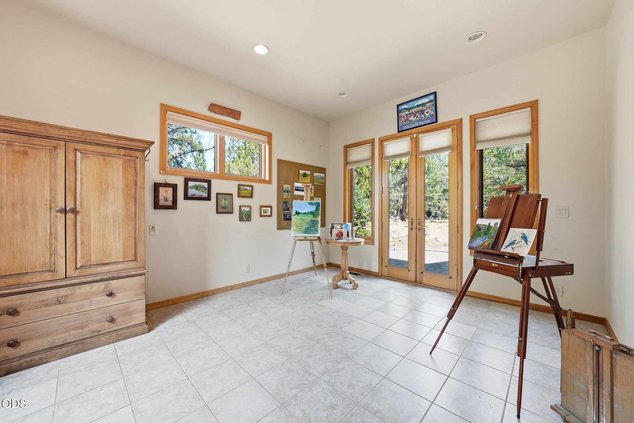16863 Royal Coachman Drive