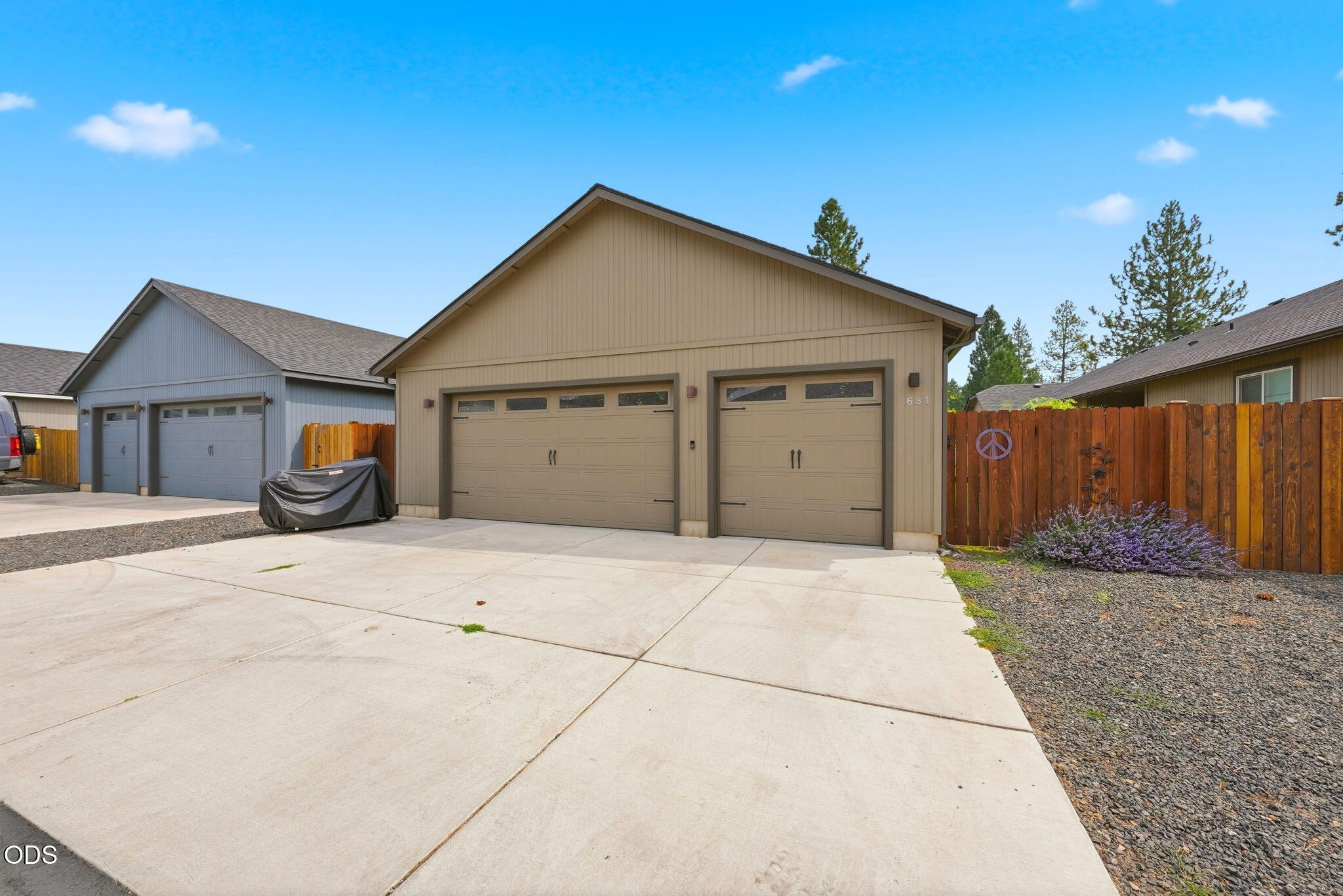 681 N Meadow Lane