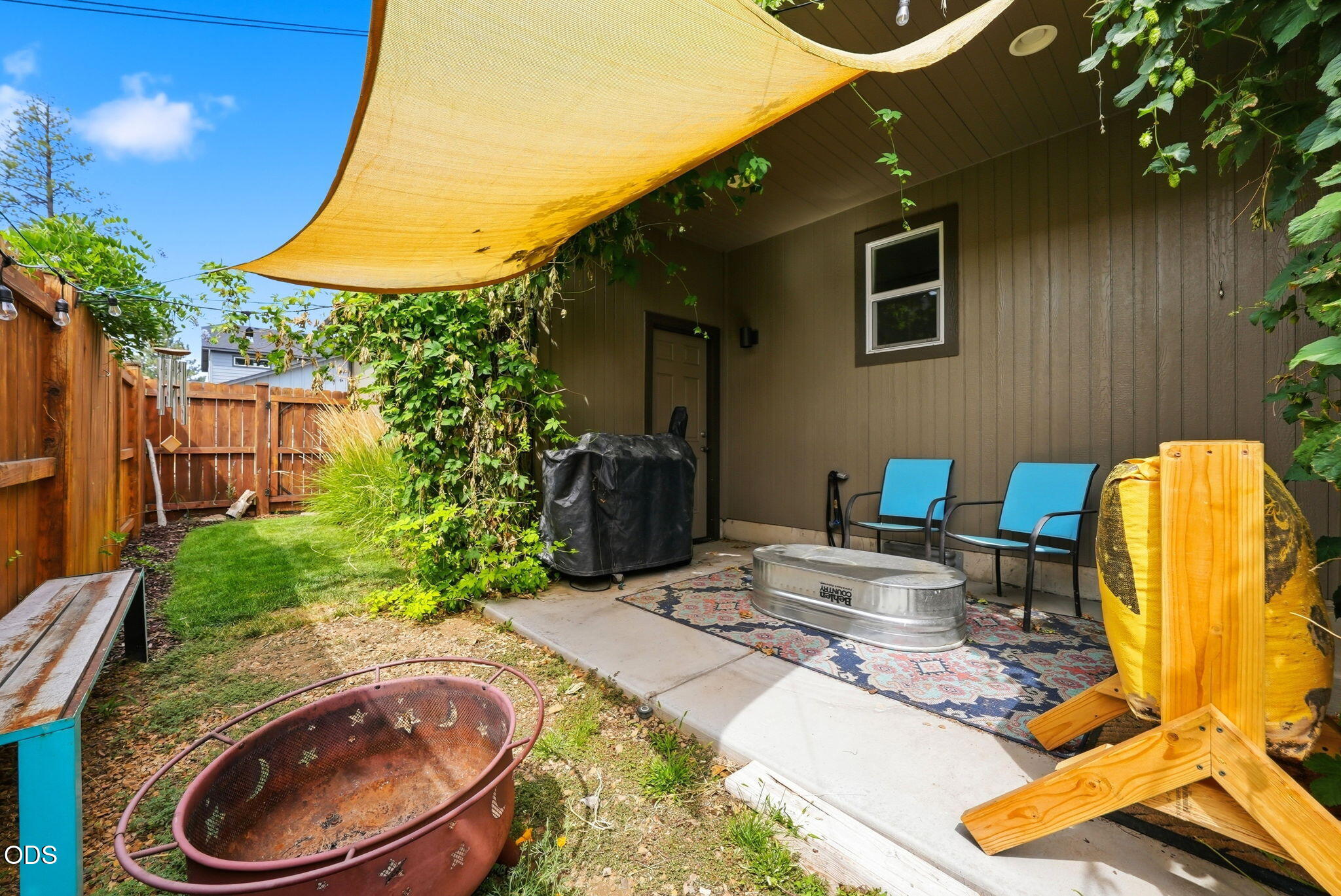 681 N Meadow Lane