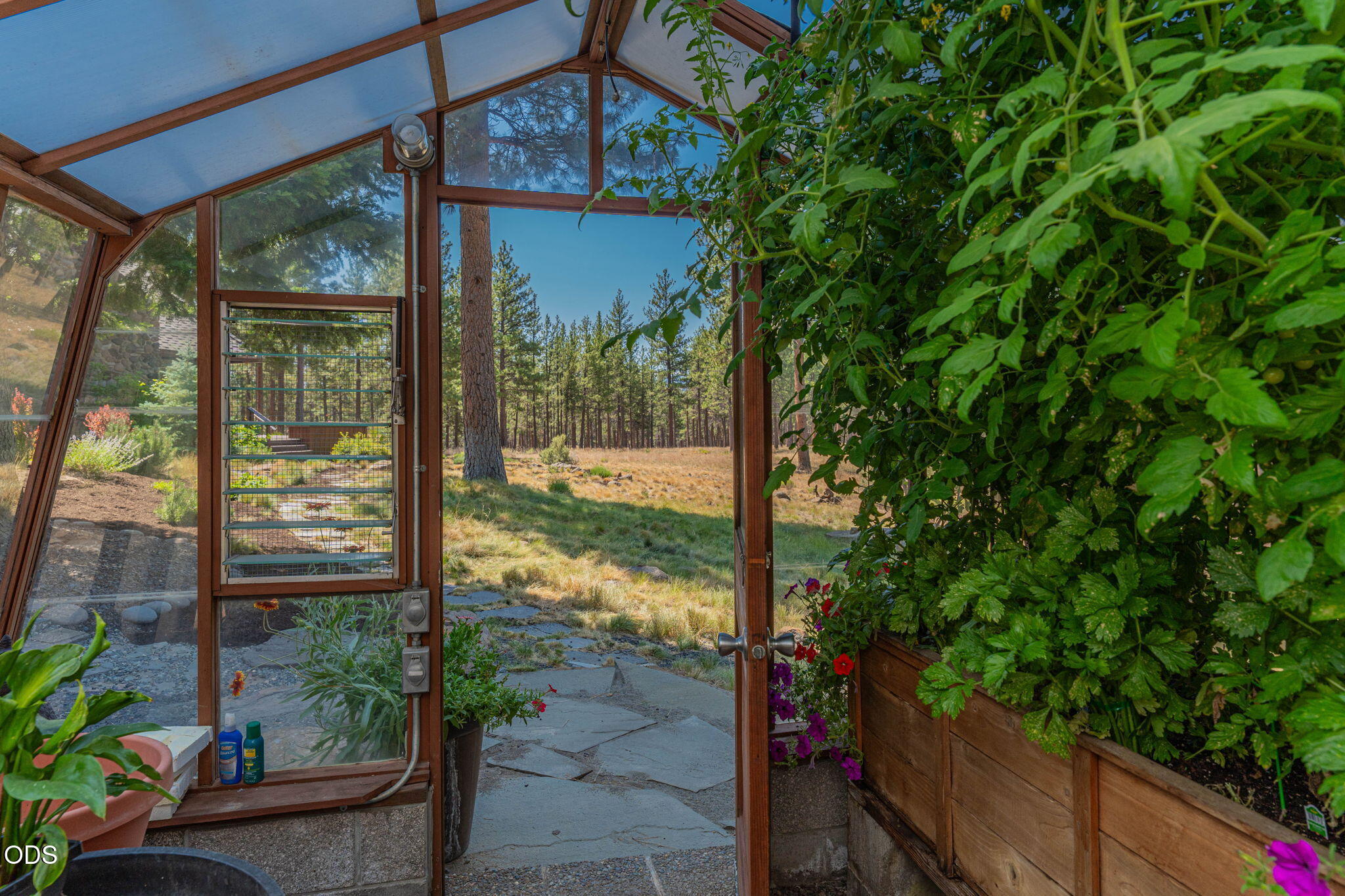 69877 California Trail