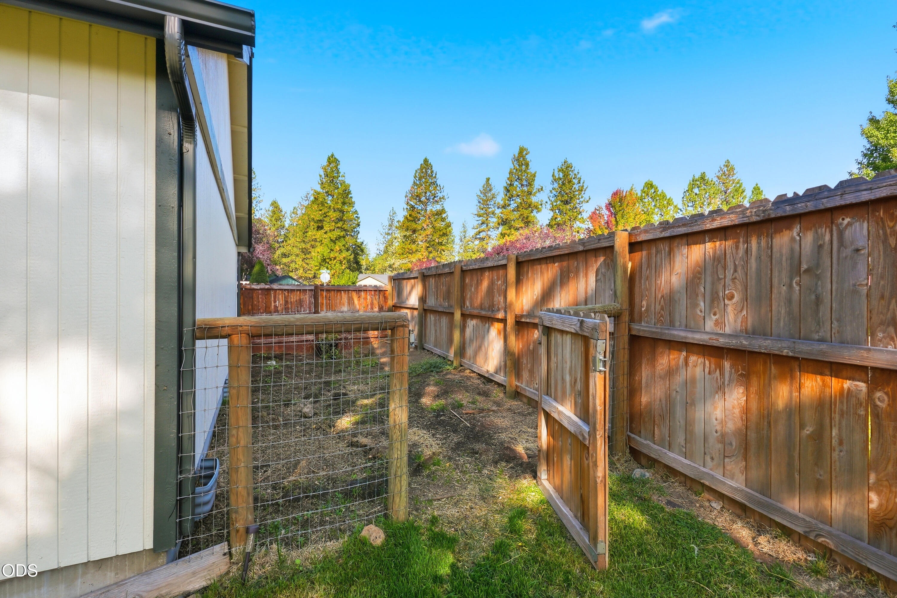 60998 Honkers Lane