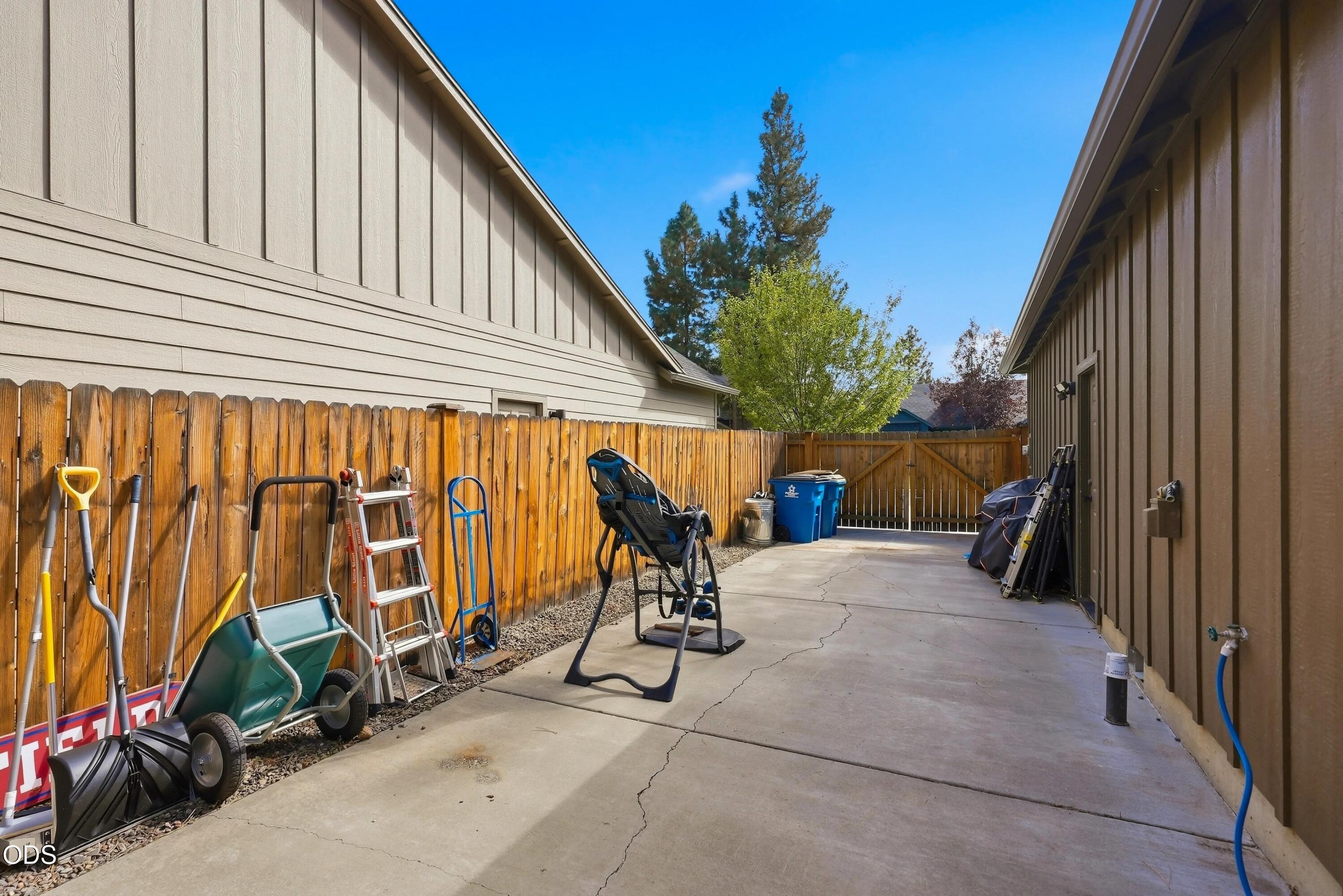1624 W Williamson Avenue