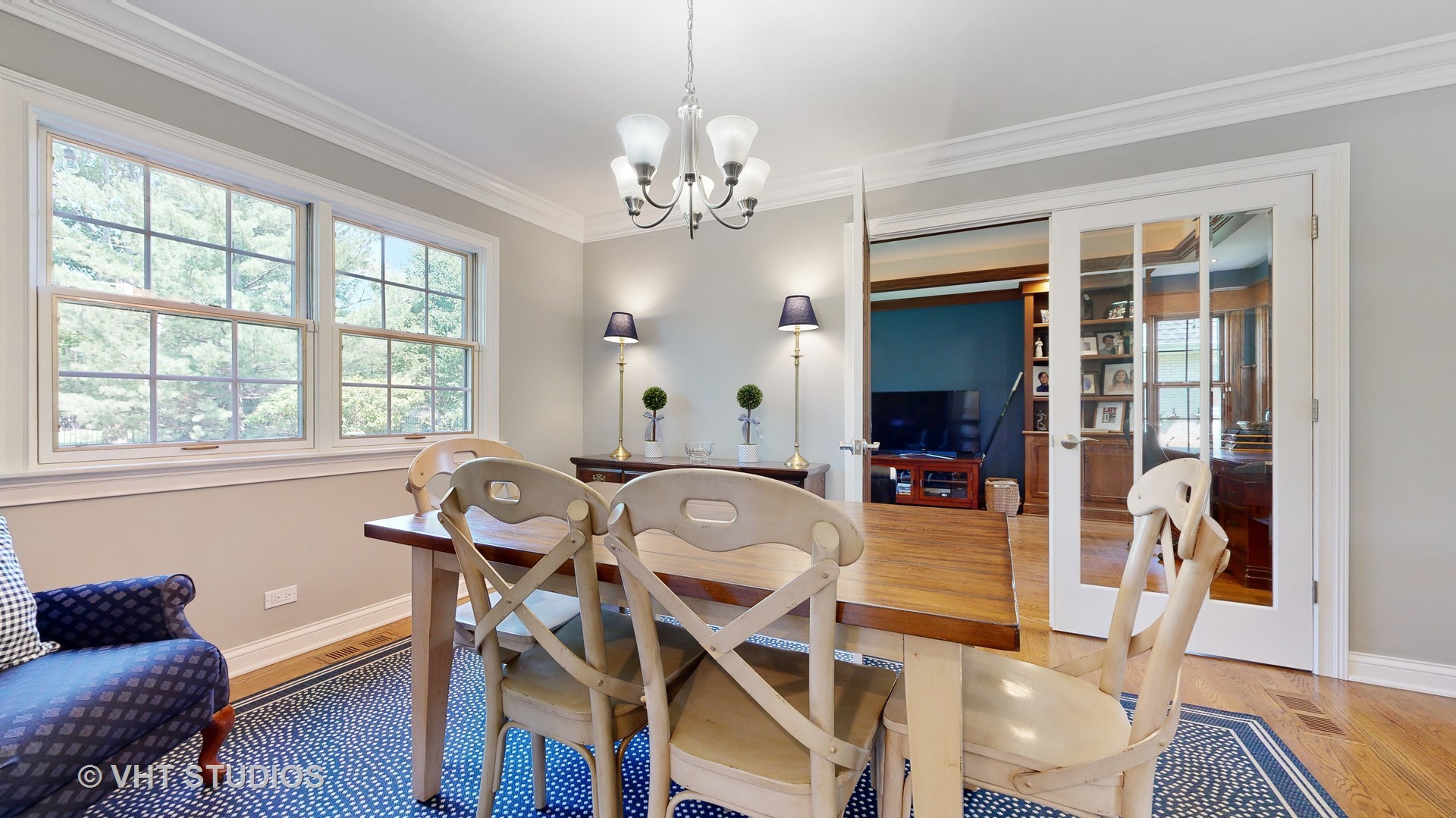 1220 N Kennicott Boulevard