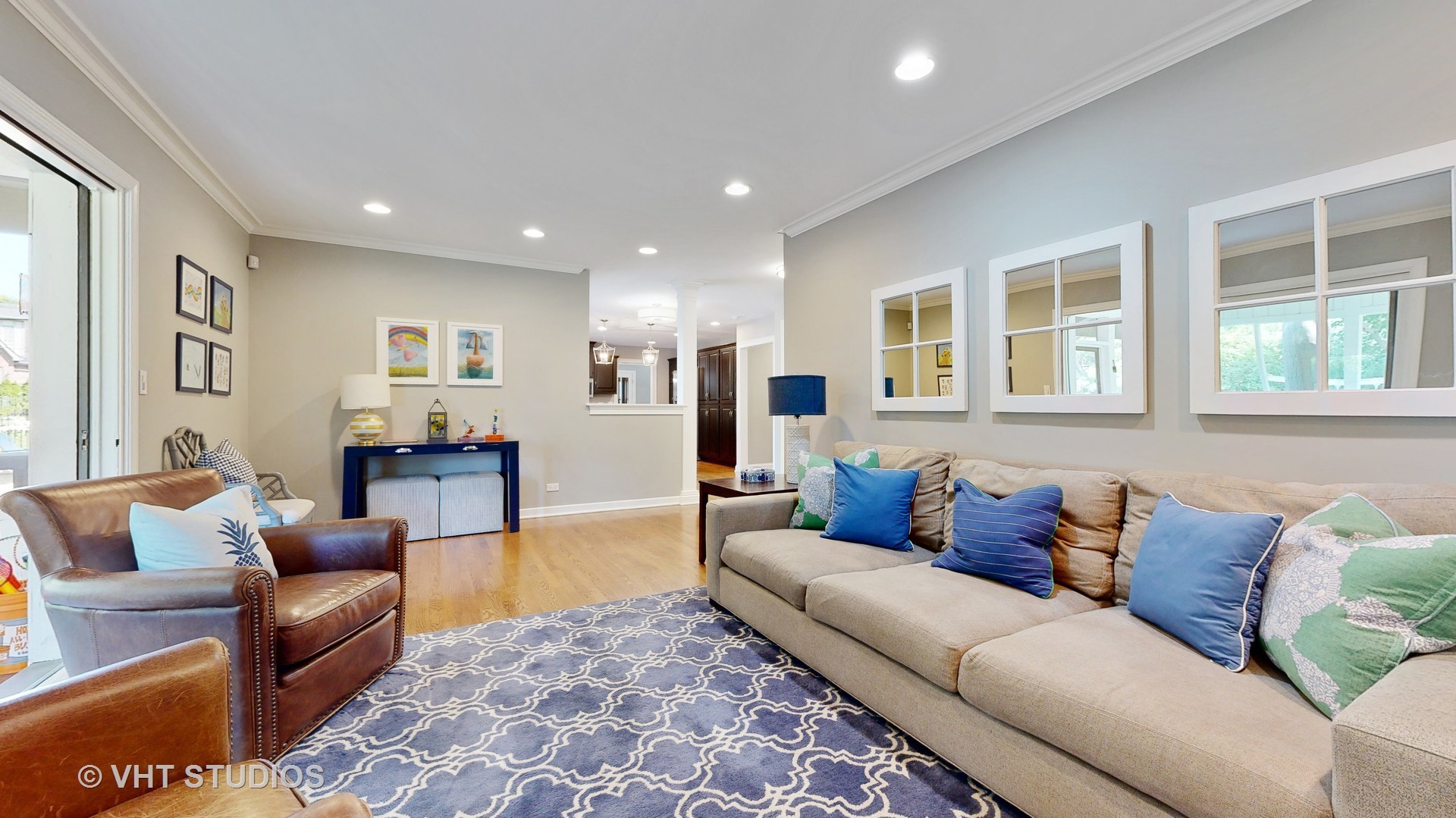 1220 N Kennicott Boulevard