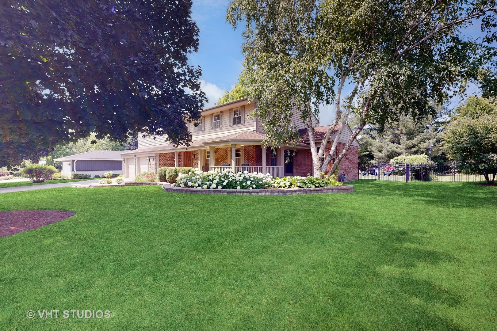 1220 N Kennicott Boulevard