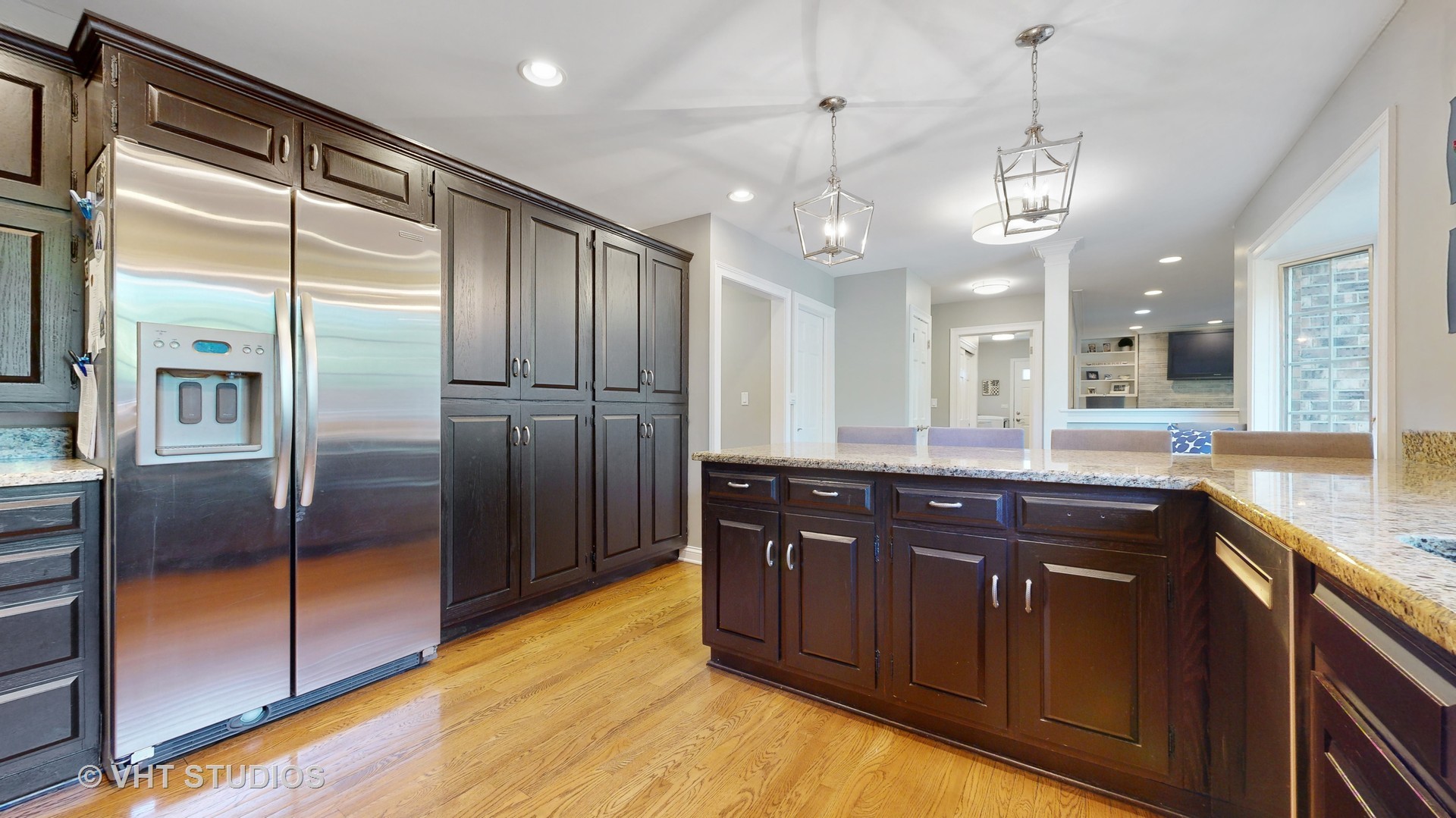 1220 N Kennicott Boulevard