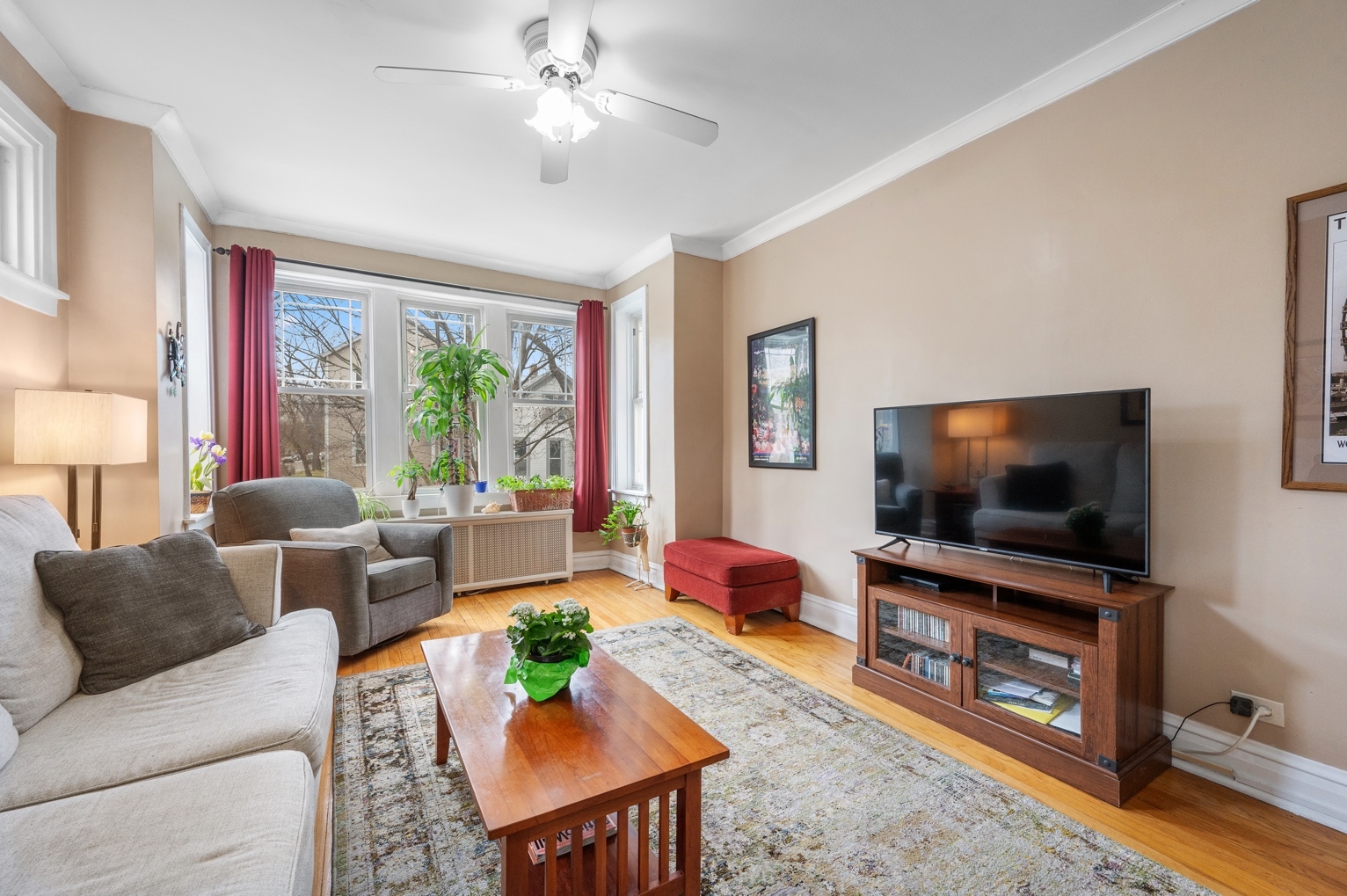 2501 N Washtenaw Avenue Unit: 1