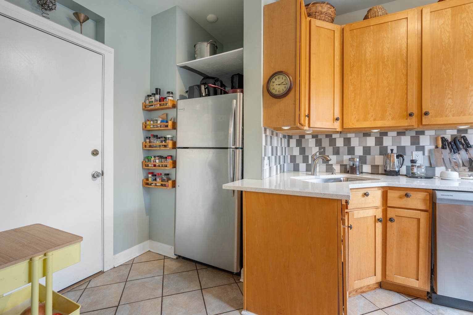 2501 N Washtenaw Avenue Unit: 1