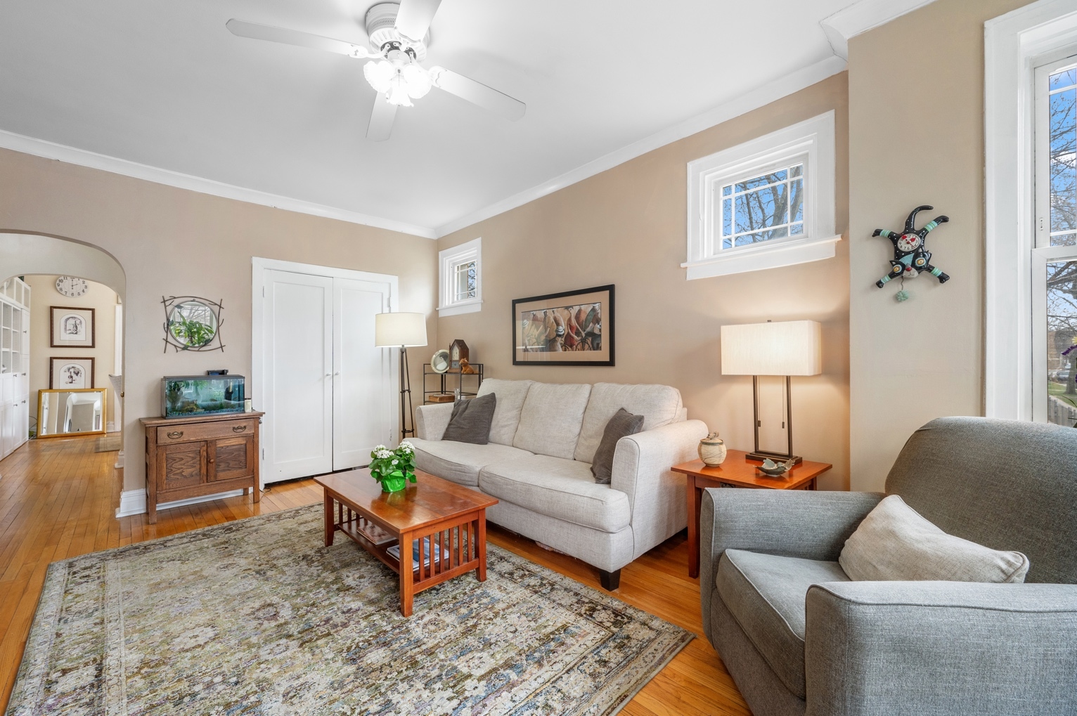 2501 N Washtenaw Avenue Unit: 1
