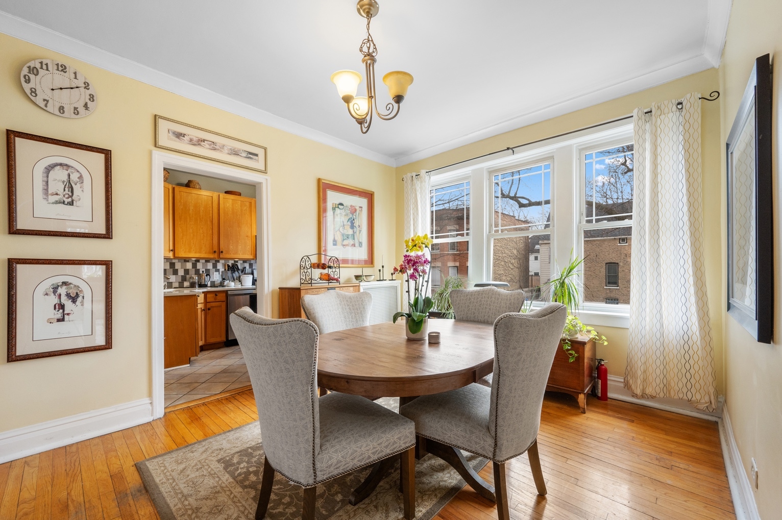 2501 N Washtenaw Avenue Unit: 1