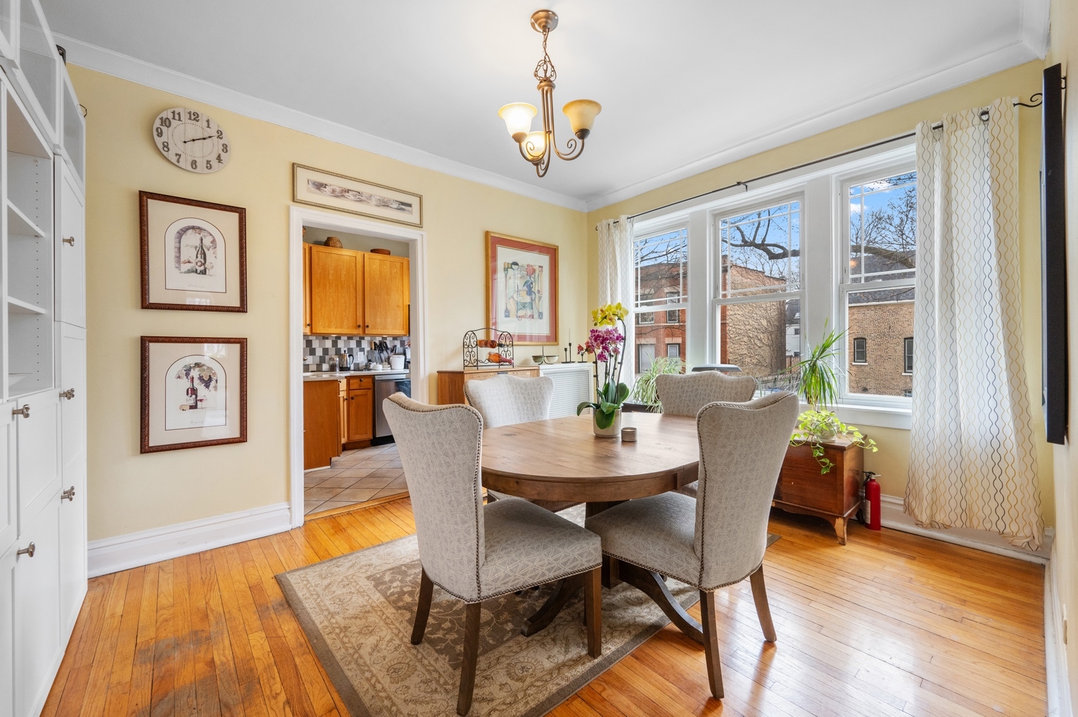 2501 N Washtenaw Avenue Unit: 1