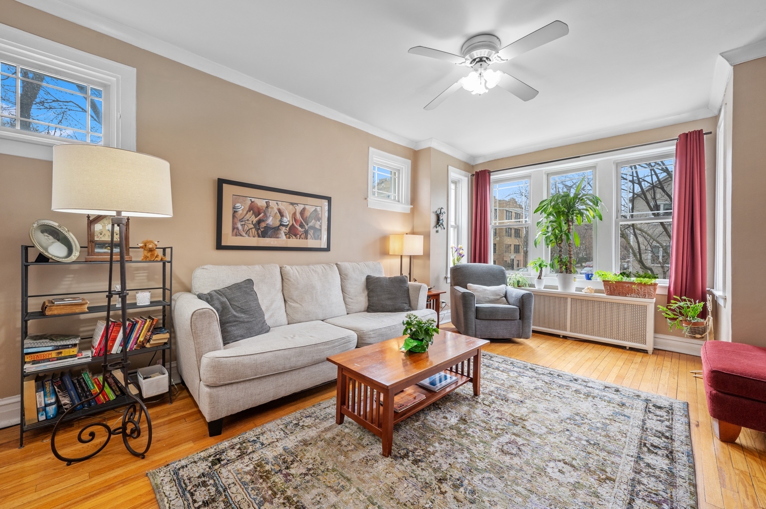 2501 N Washtenaw Avenue Unit: 1