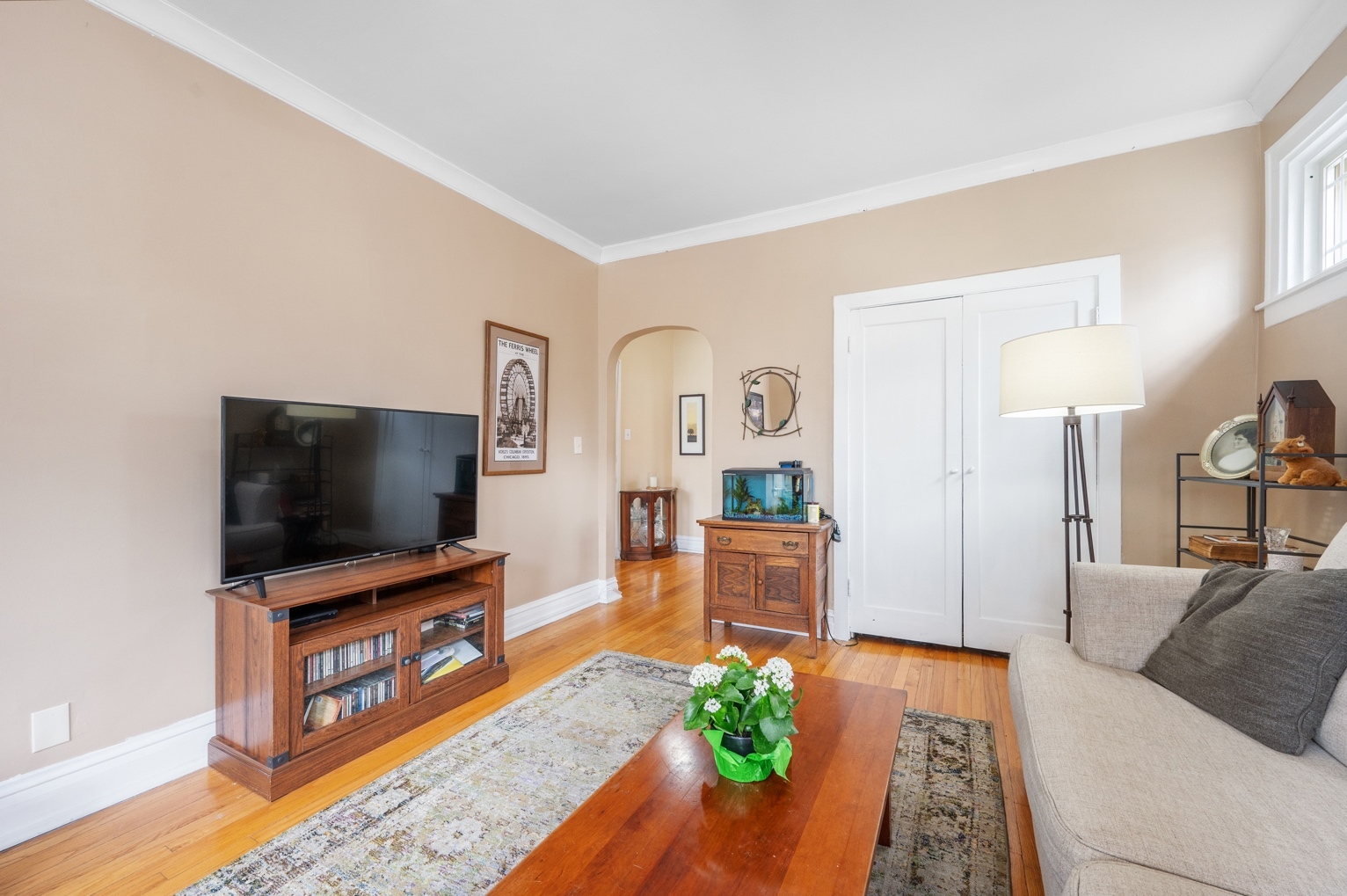 2501 N Washtenaw Avenue Unit: 1