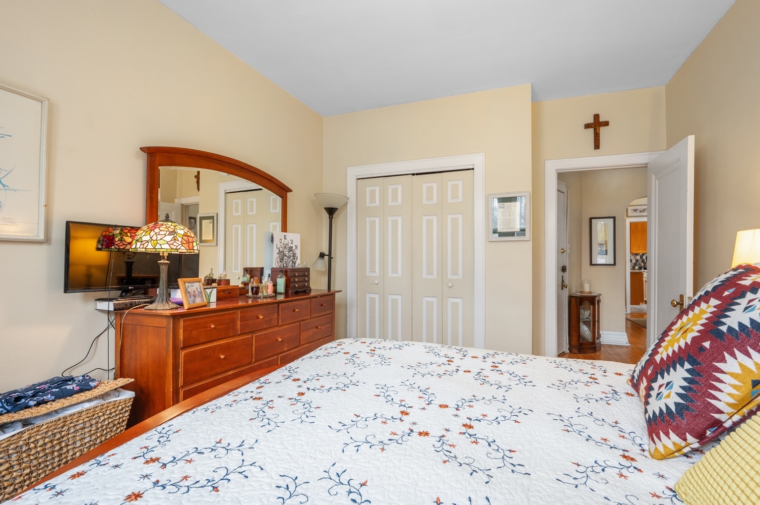 2501 N Washtenaw Avenue Unit: 1