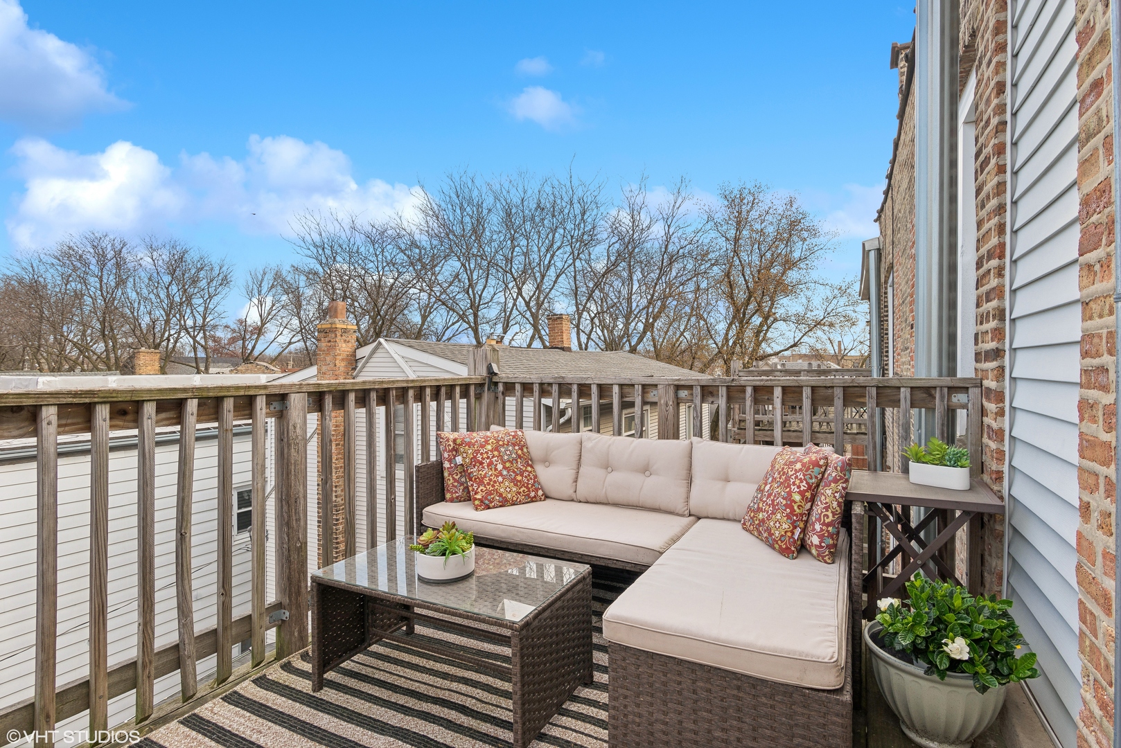 2942 W Belle Plaine Avenue Unit: 3E