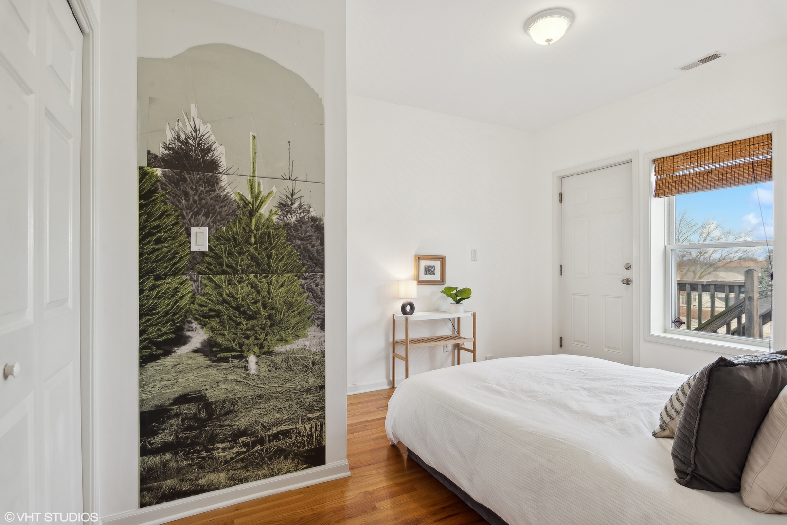 2942 W Belle Plaine Avenue Unit: 3E