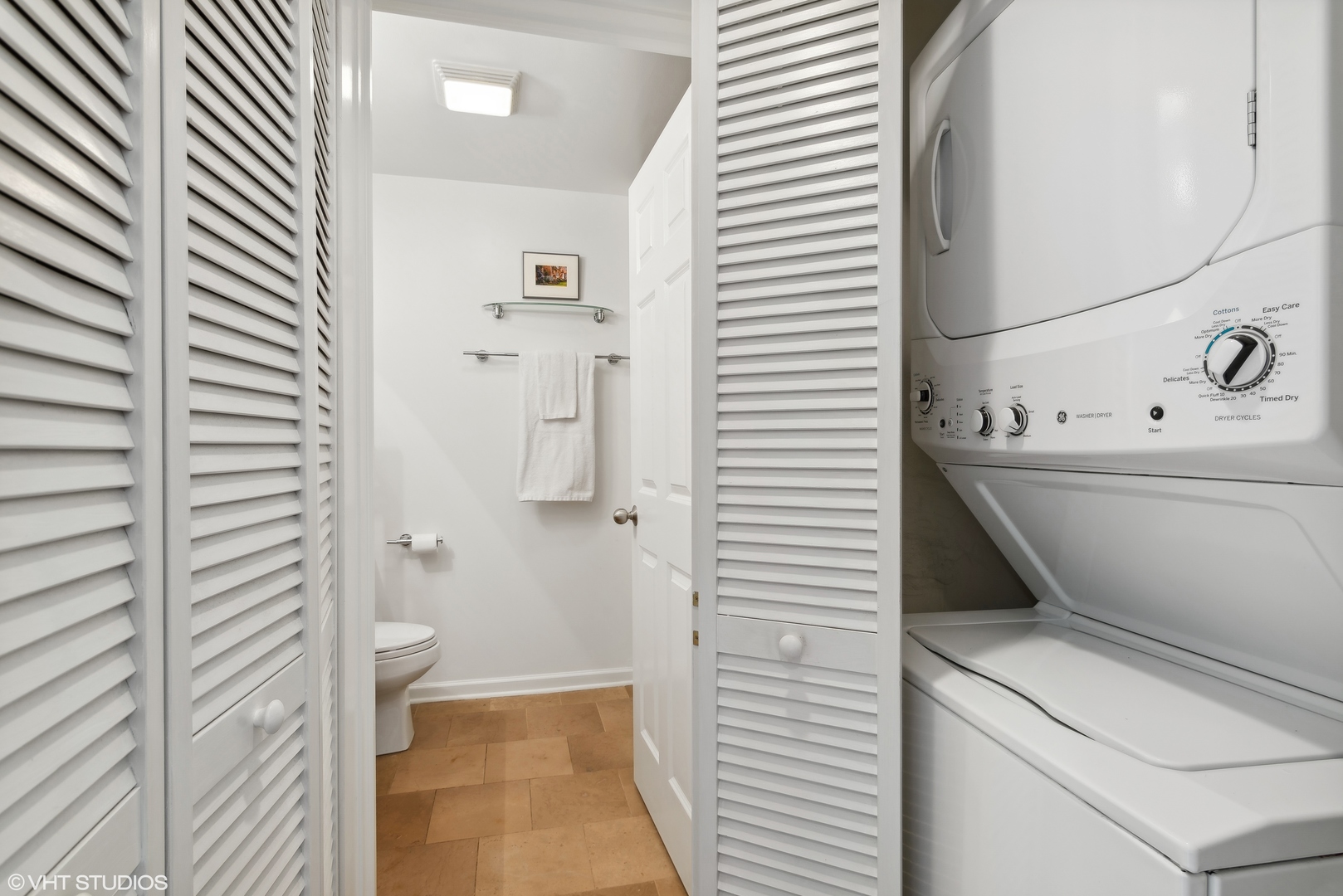 2942 W Belle Plaine Avenue Unit: 3E