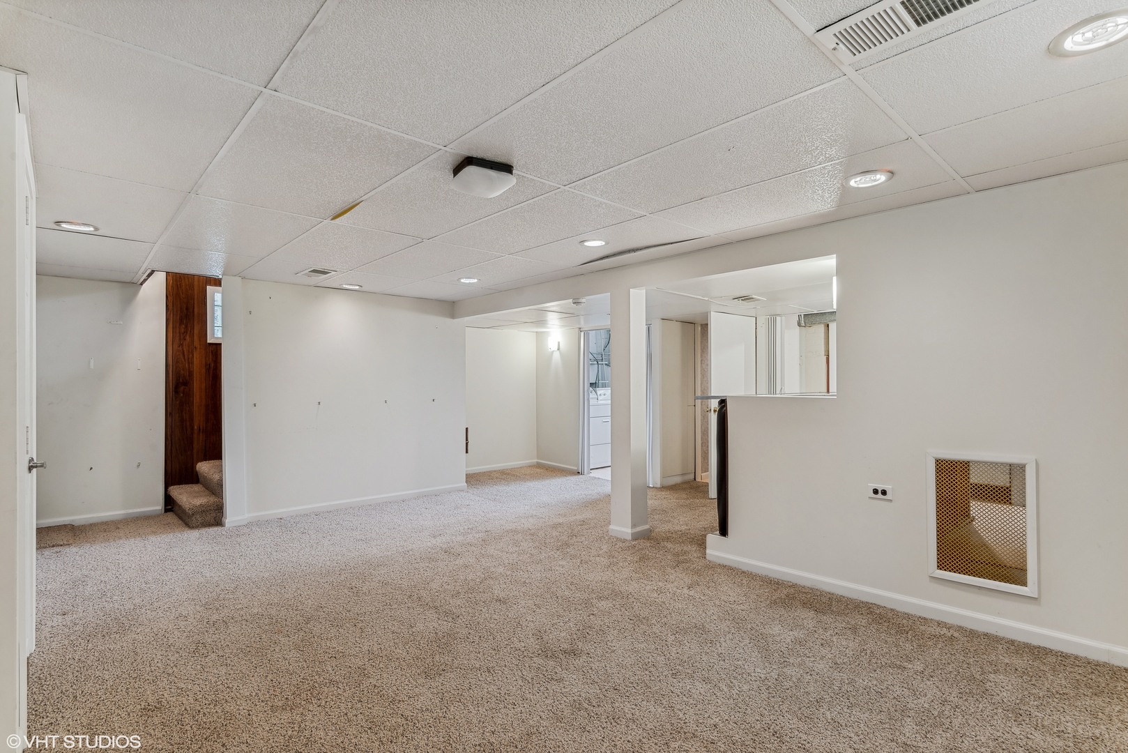 5705 W Pensacola Avenue