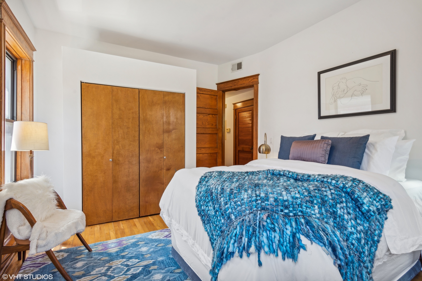 3146 W Medill Avenue Unit: 2E